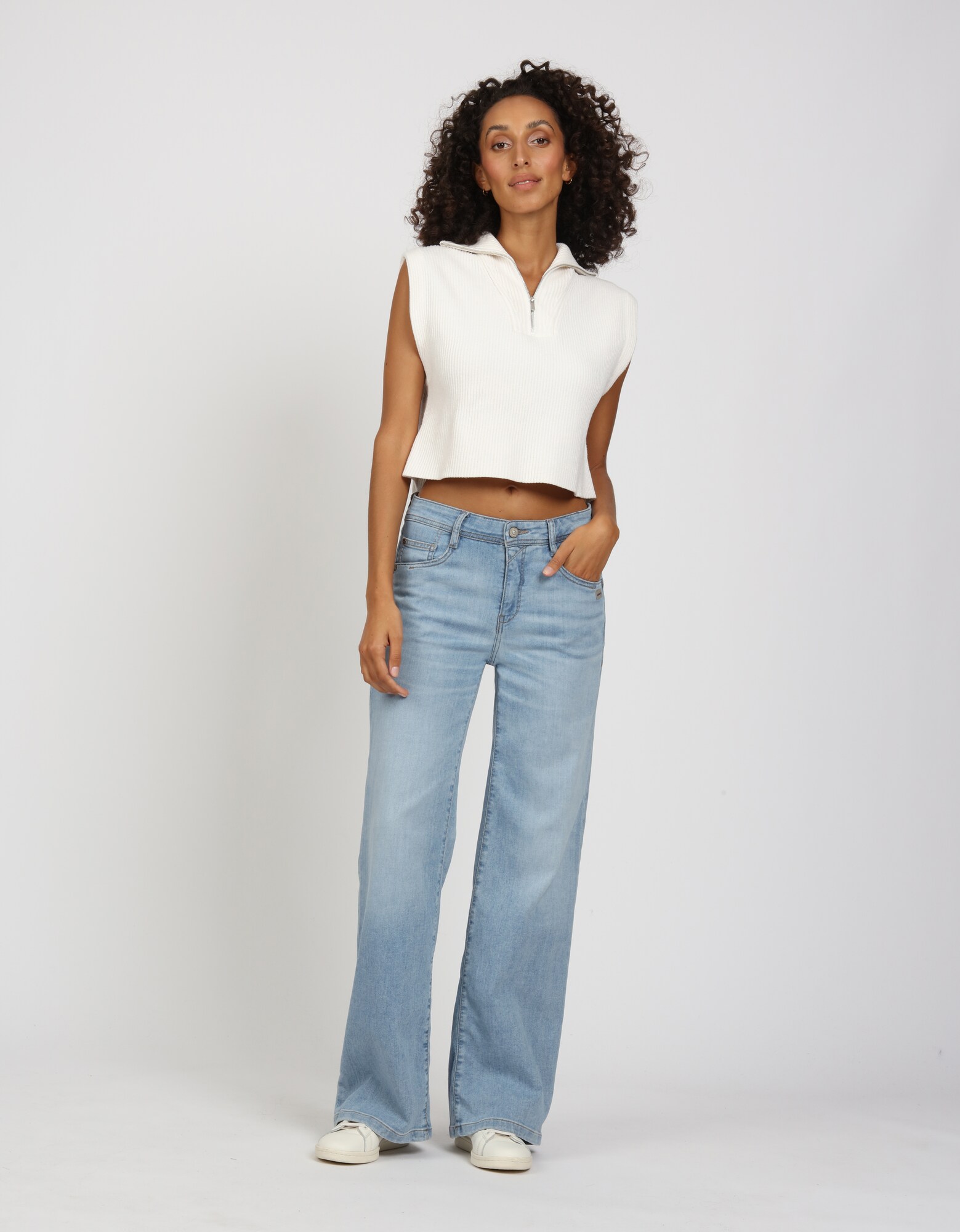 Thumbnail - Jeans