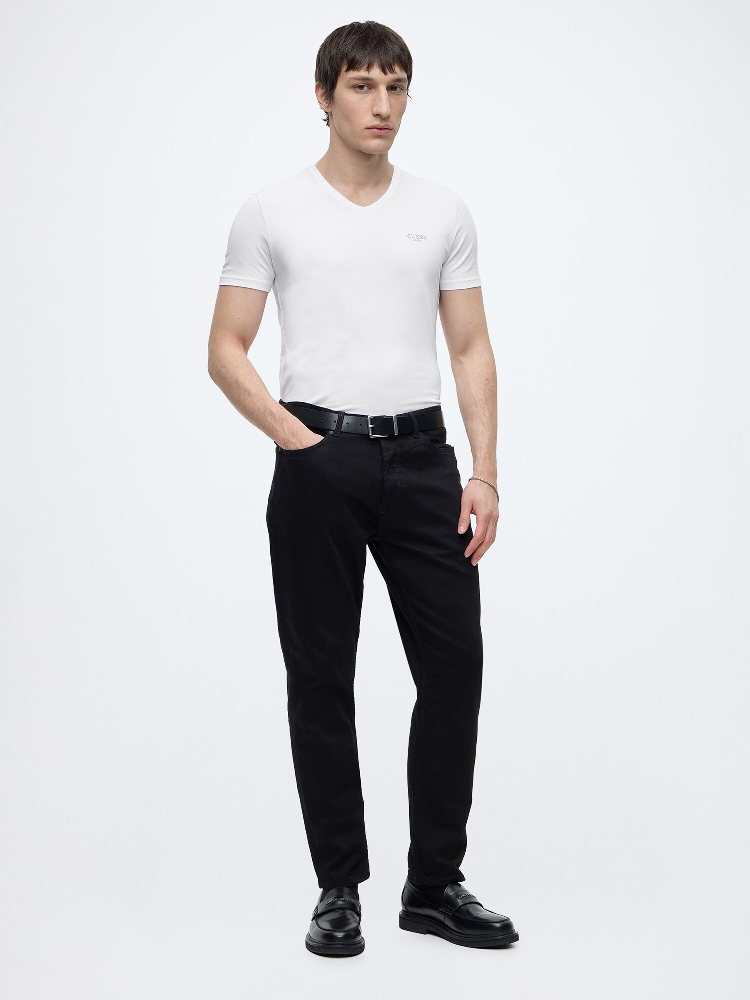 GUESS Camiseta 'Core'  blanco – imagen 8