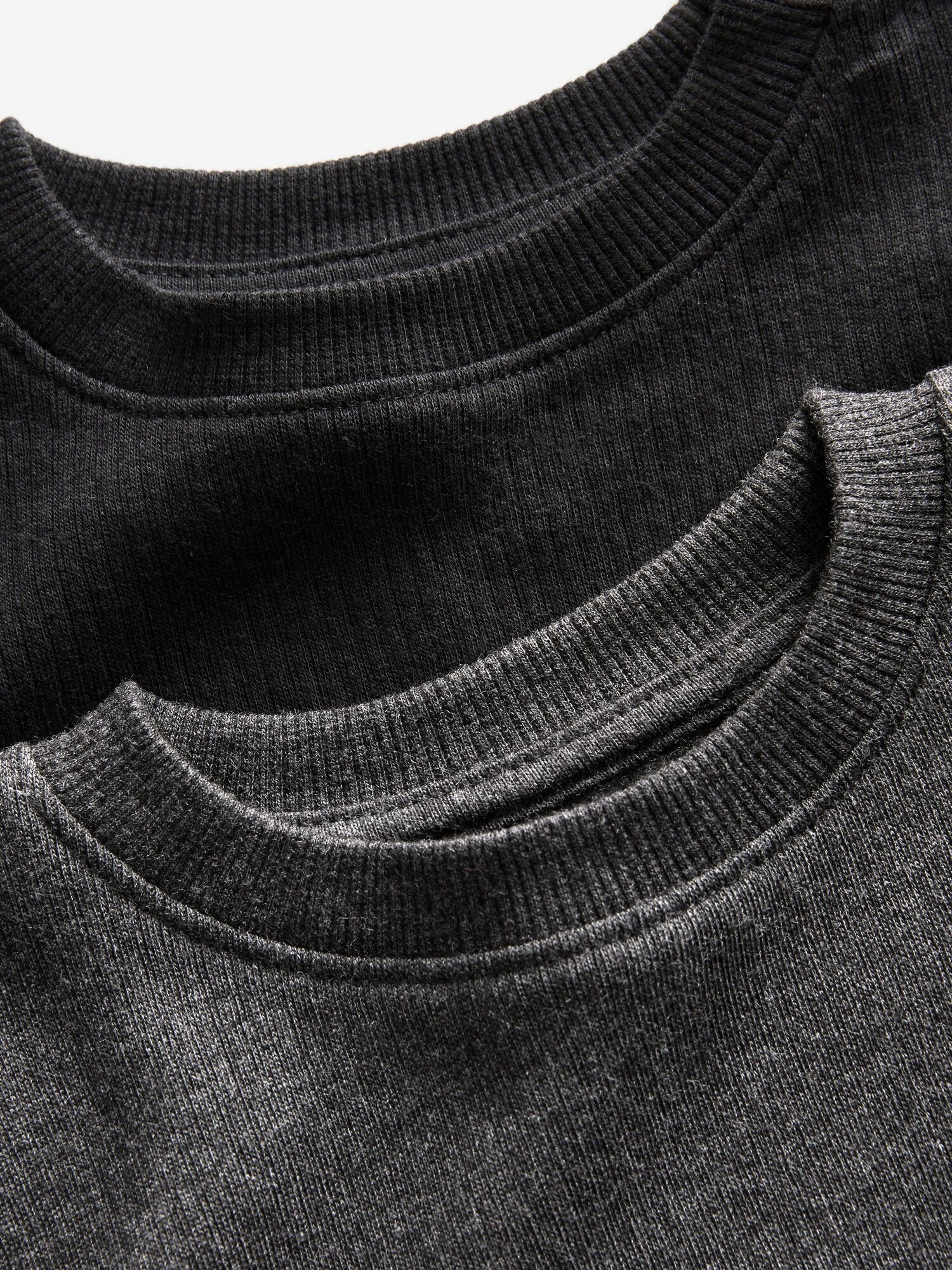 Thumbnail - Next Shirt