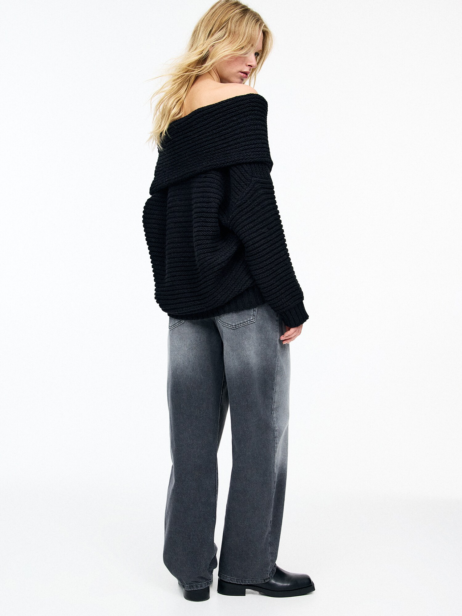 Thumbnail - Pullover