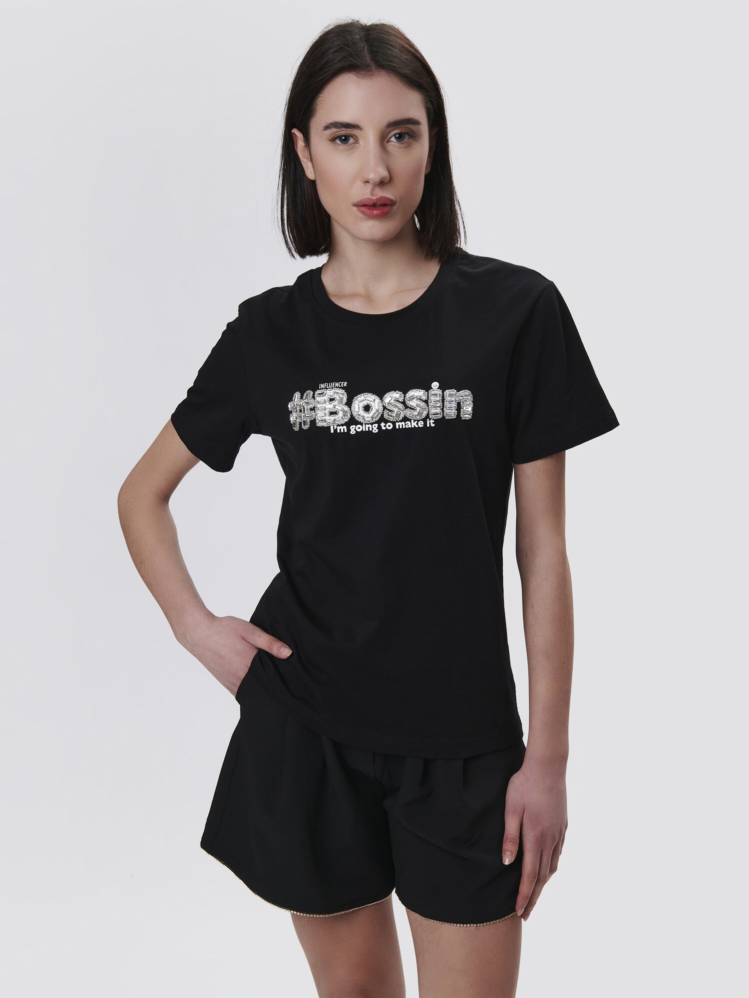 Thumbnail - Influencer T-shirt Bossing