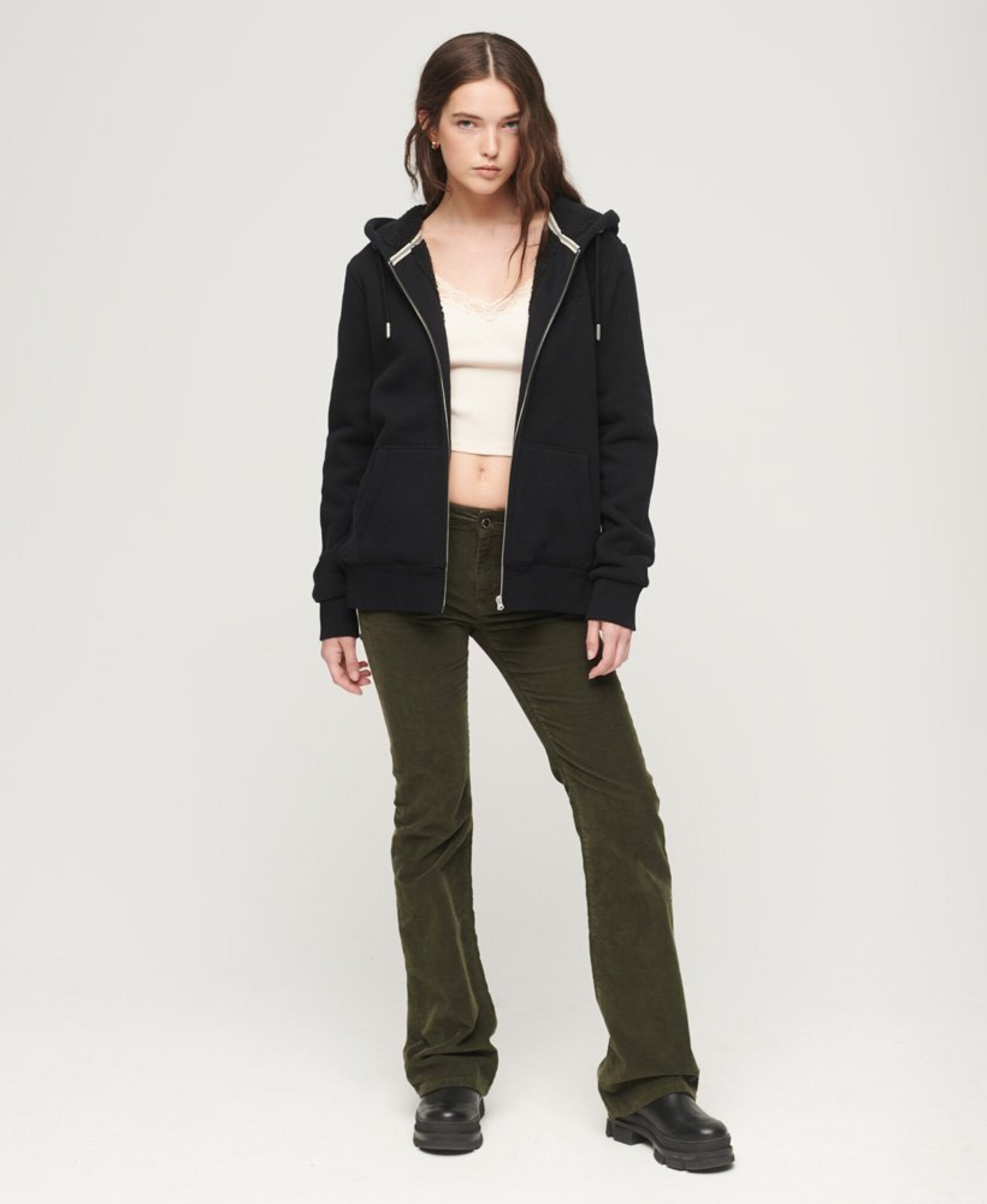 Superdry Tréning dzseki 'Essential'  fekete termék 2. képe