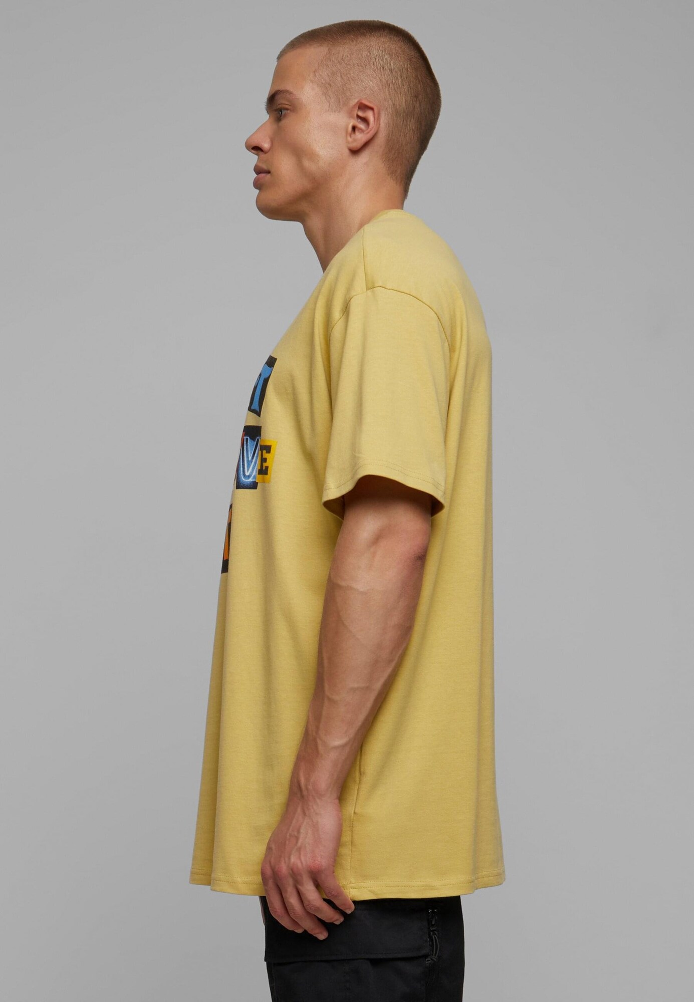 Thumbnail - MT Upscale Shirt Hate it or Love it
