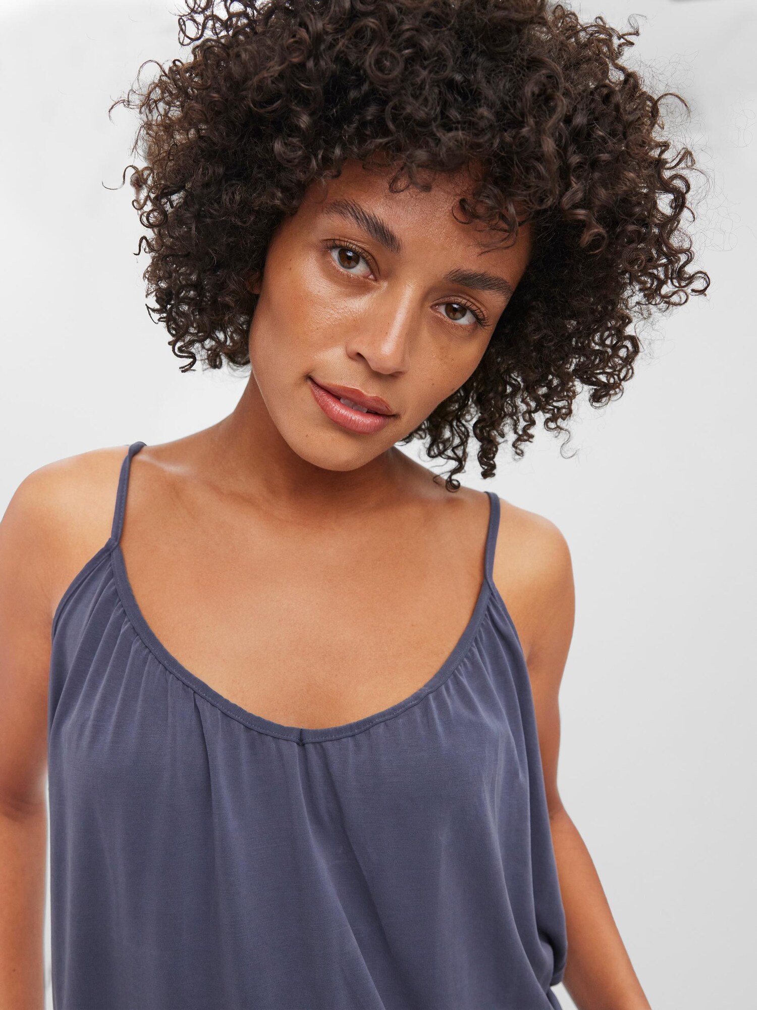 VERO MODA Top 'VMFilli' námornícka modrá (obrázok 5)