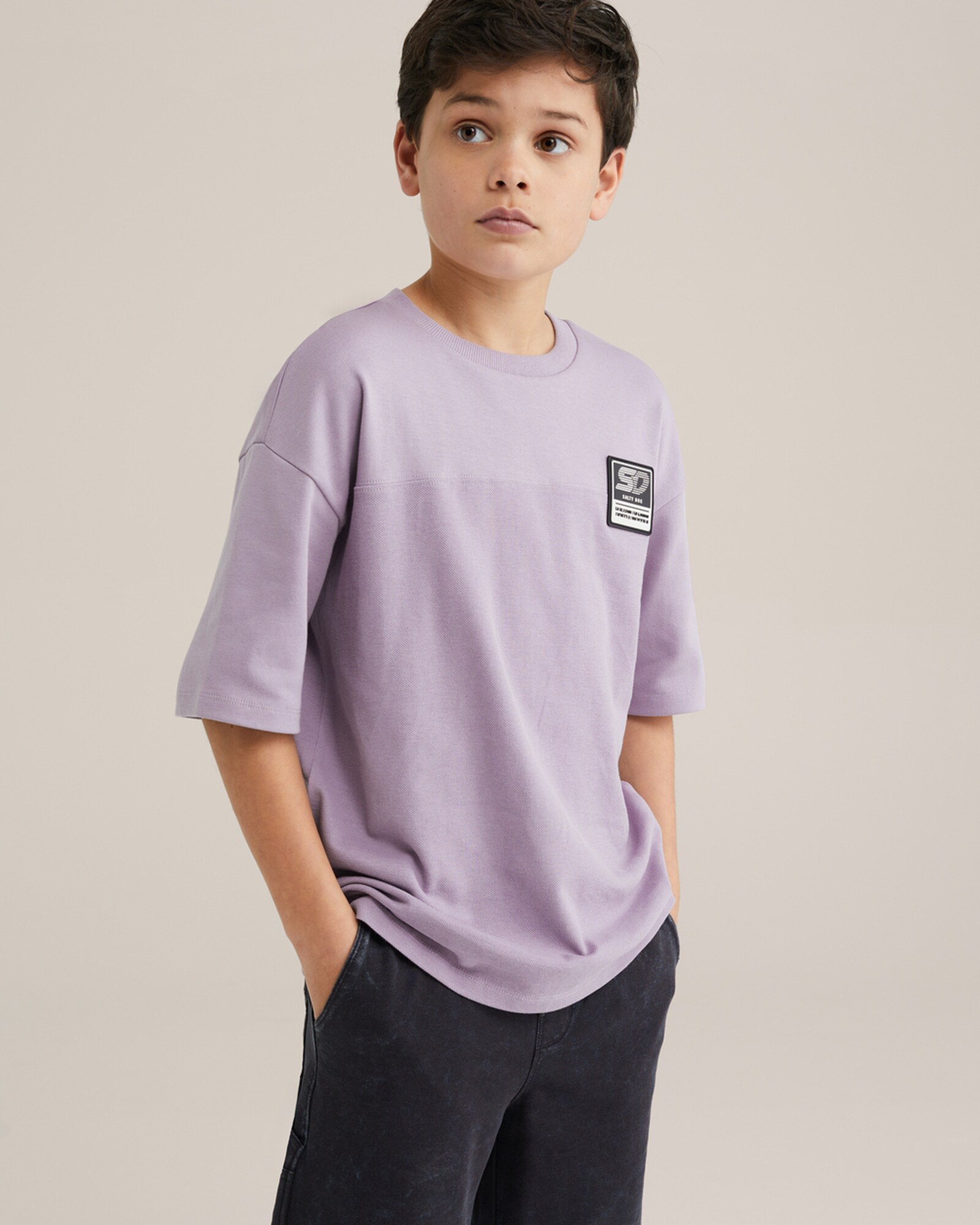 WE Fashion Póló  levendula / fekete / fehér termék 2. képe