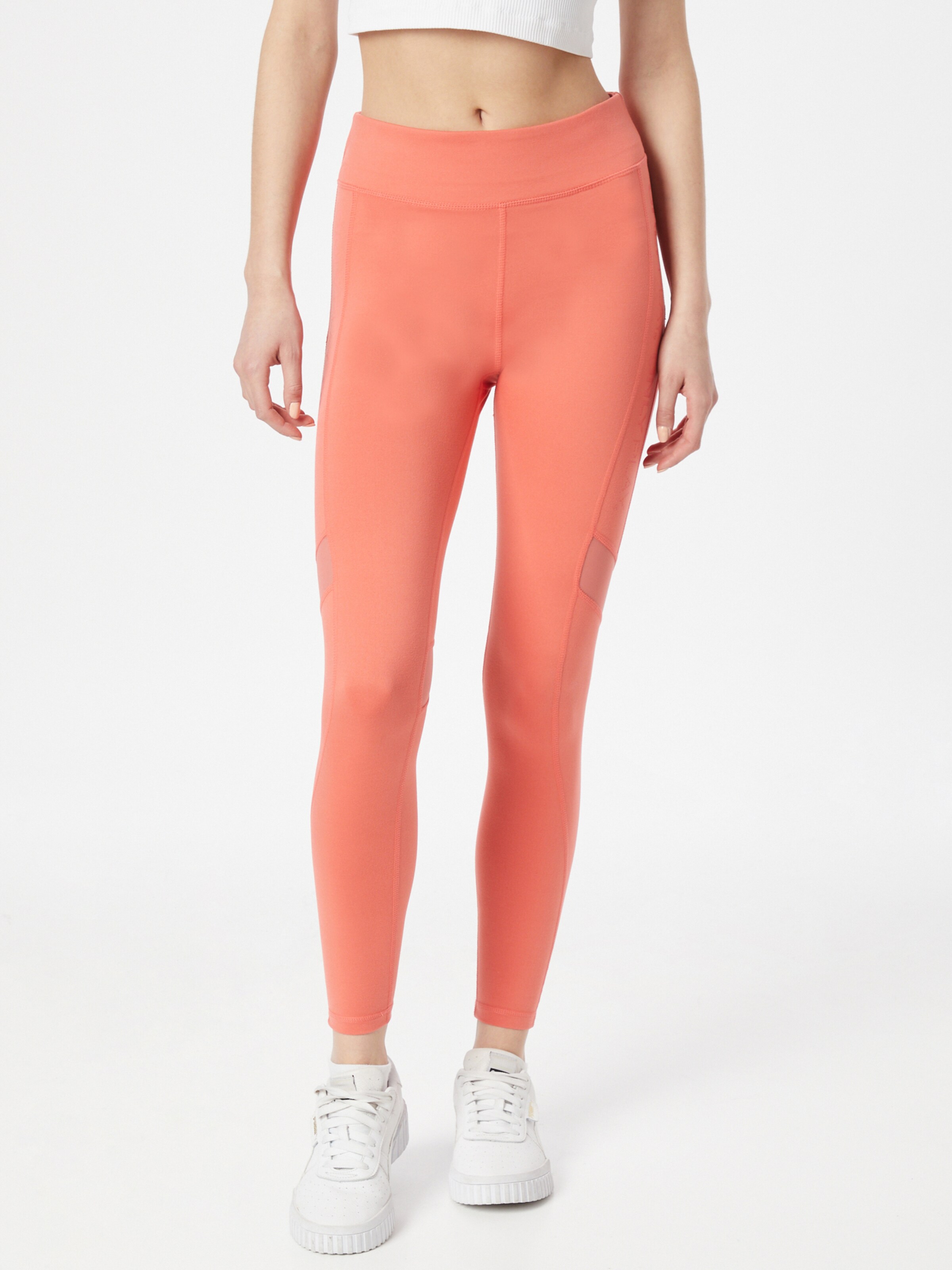 de wit sportkleding