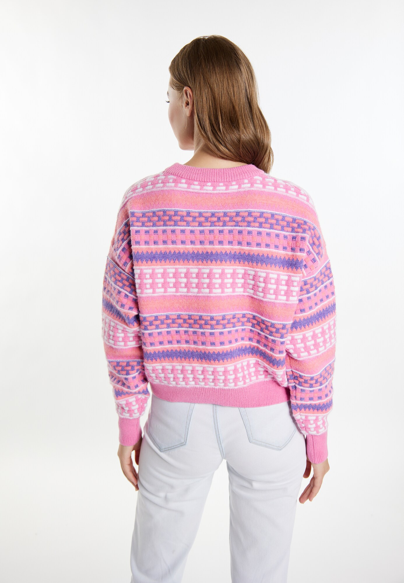 Thumbnail - IZIA Pullover Eyota