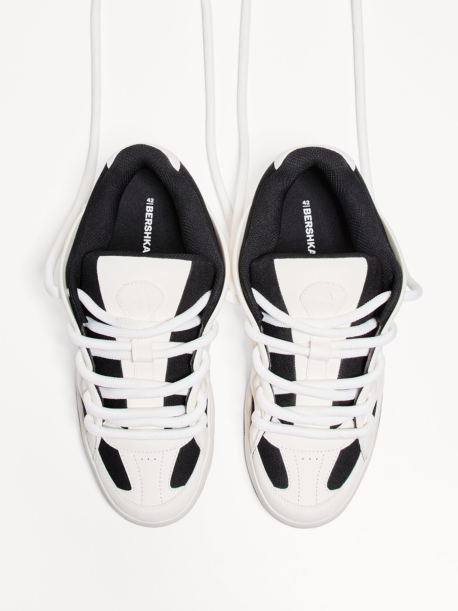 Thumbnail - Sneaker