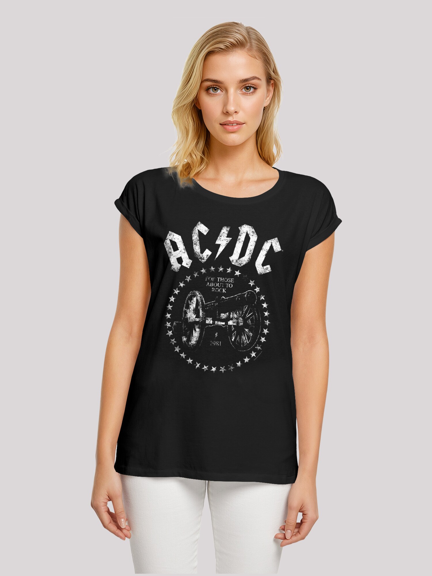 Thumbnail - T-Shirt