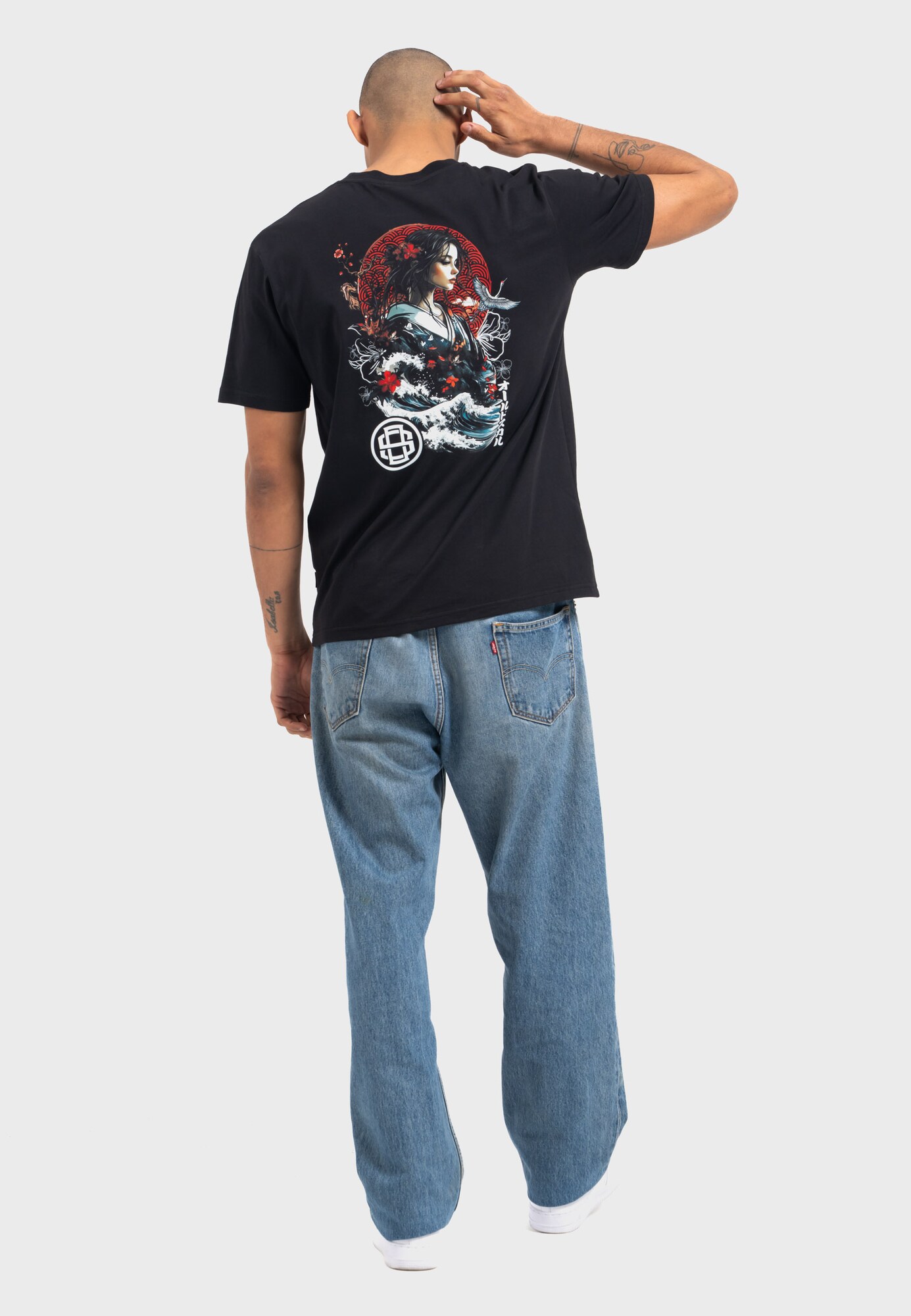 Thumbnail - T-Shirt 'Asian Blossom Queen Logo Graphic'