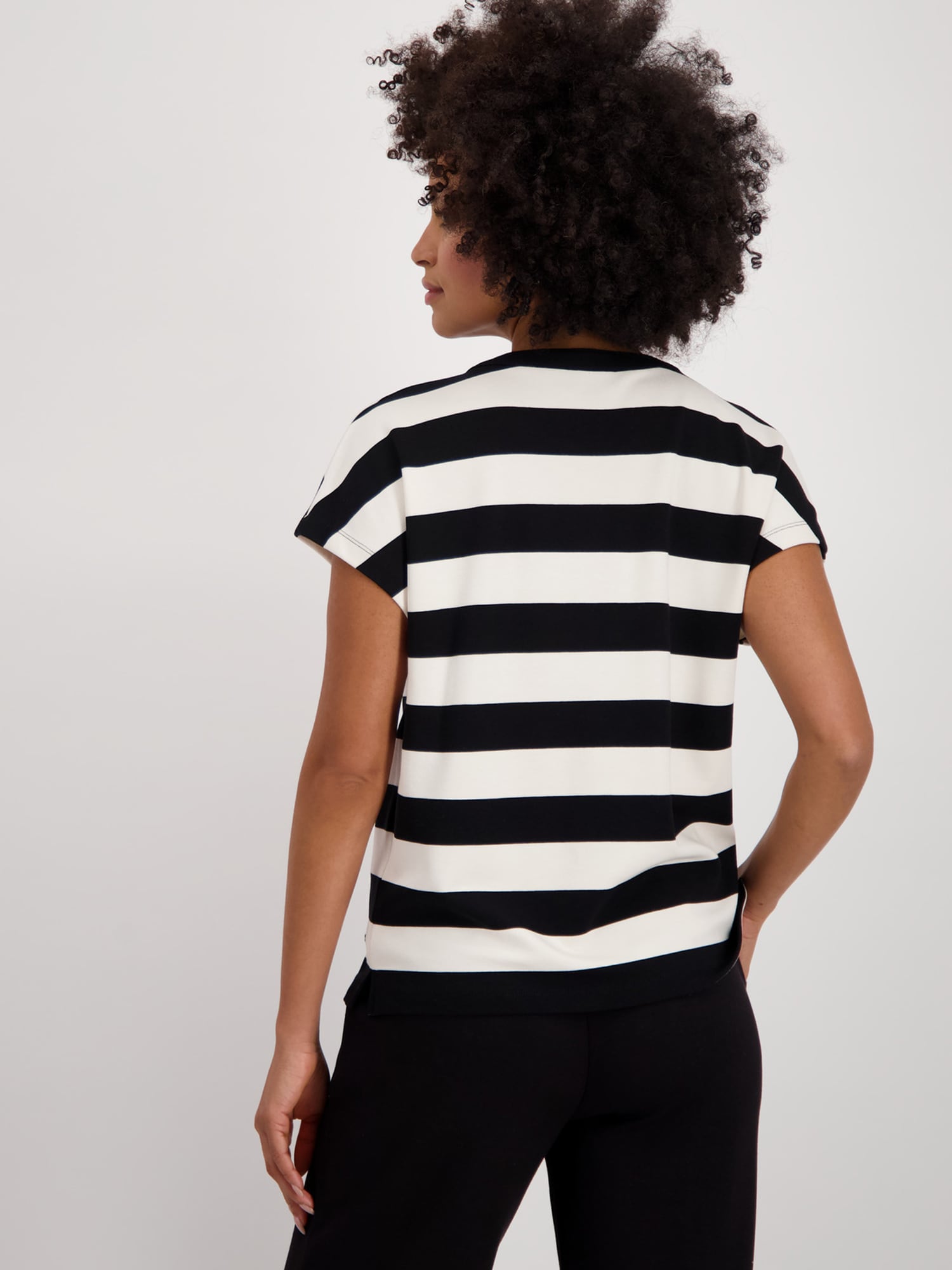Thumbnail - T-Shirt