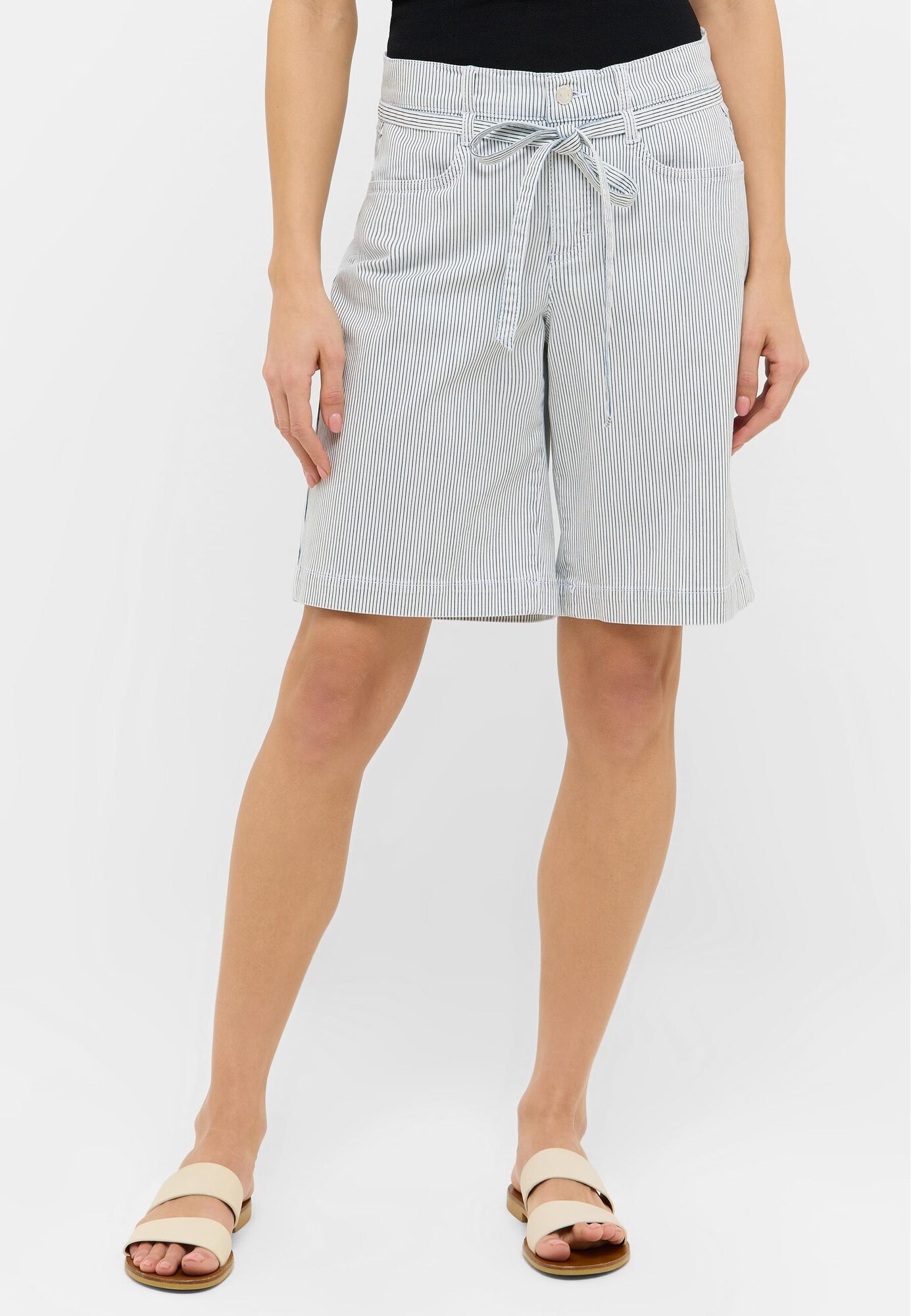 Thumbnail - Hose
