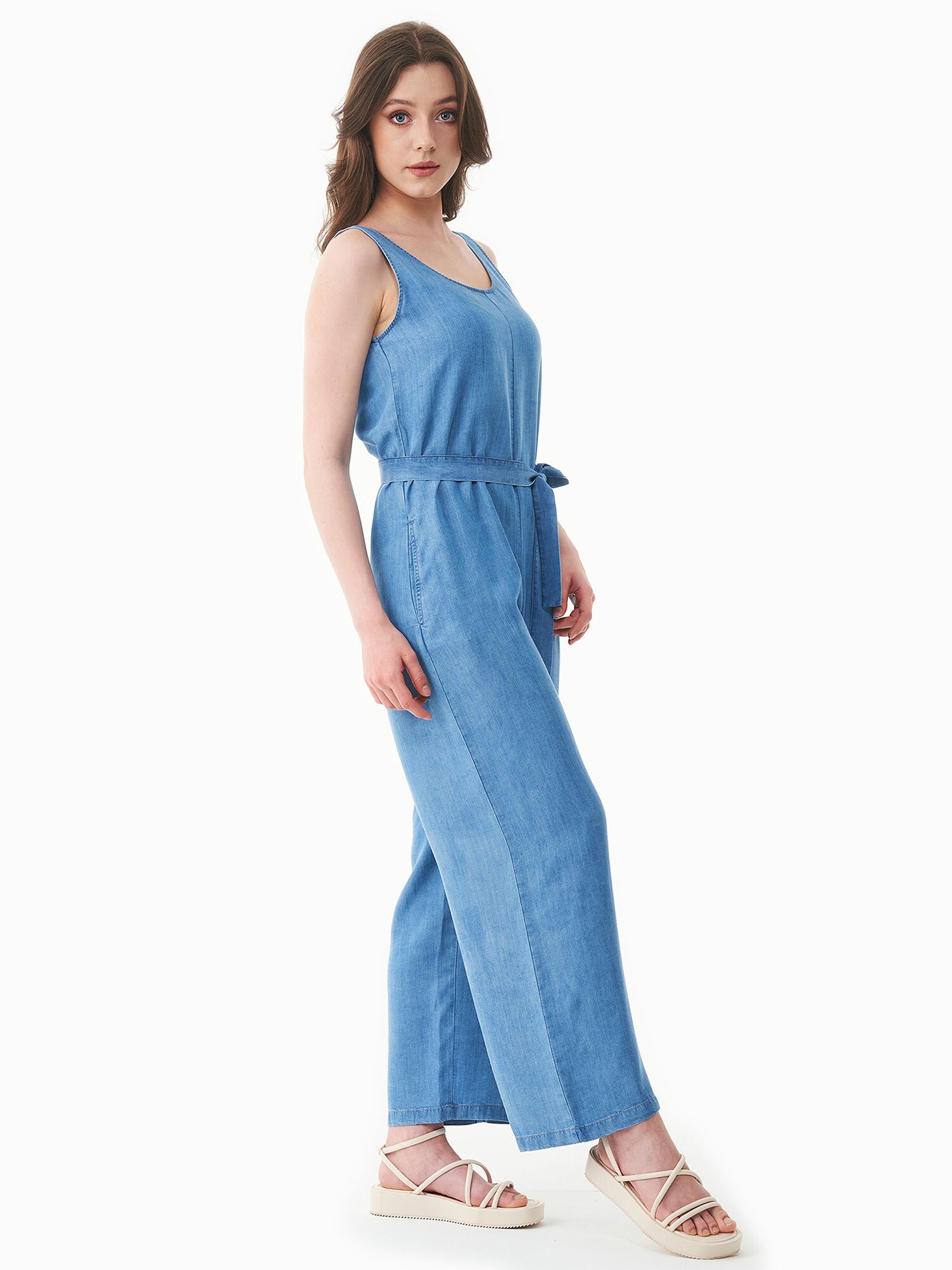 Thumbnail - Jumpsuit