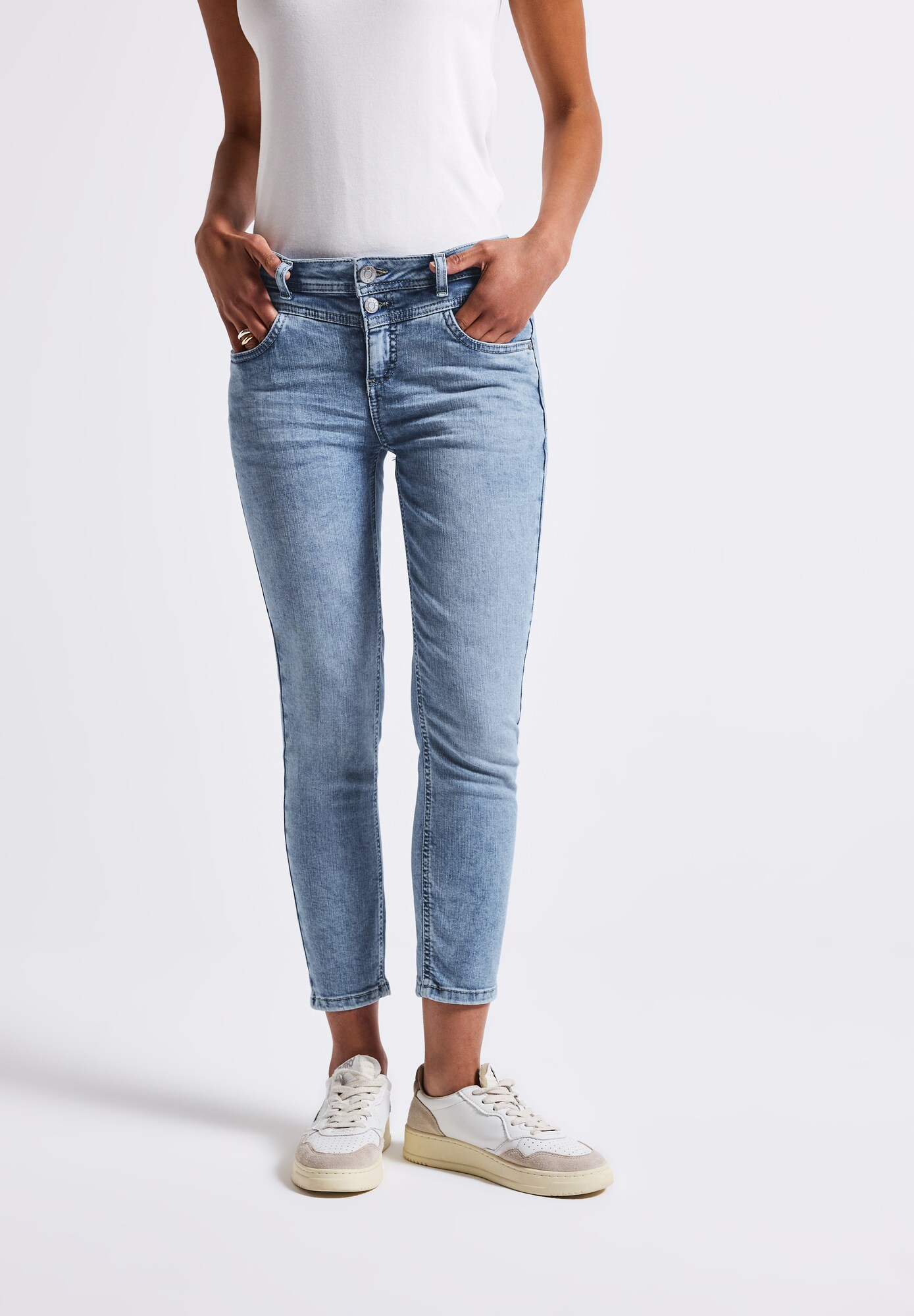 Thumbnail - Jeans