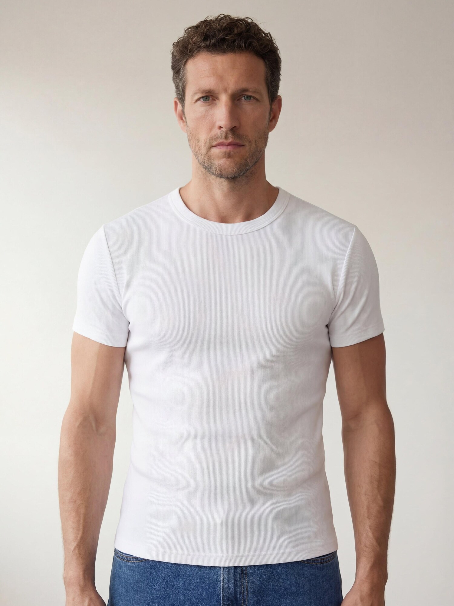 ARMIE Majica 'The Peter Slim-Fit Ribbed T-shirt - White' bijela
