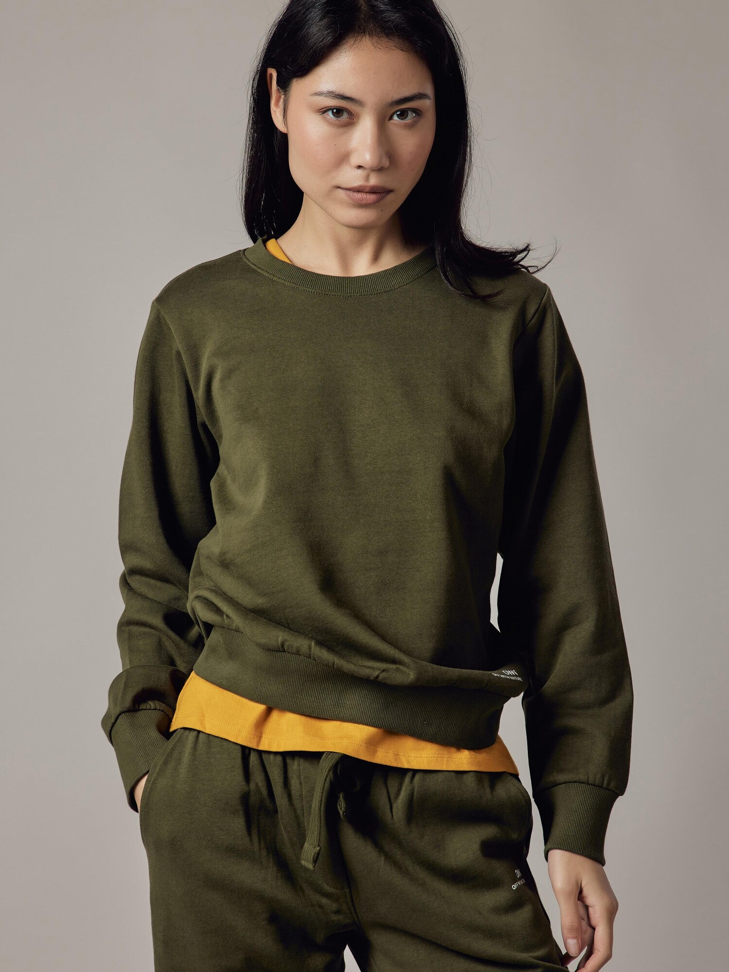 OWN Off With Nature Sweater majica 'Felpa Felpata Girocollo' zelena
