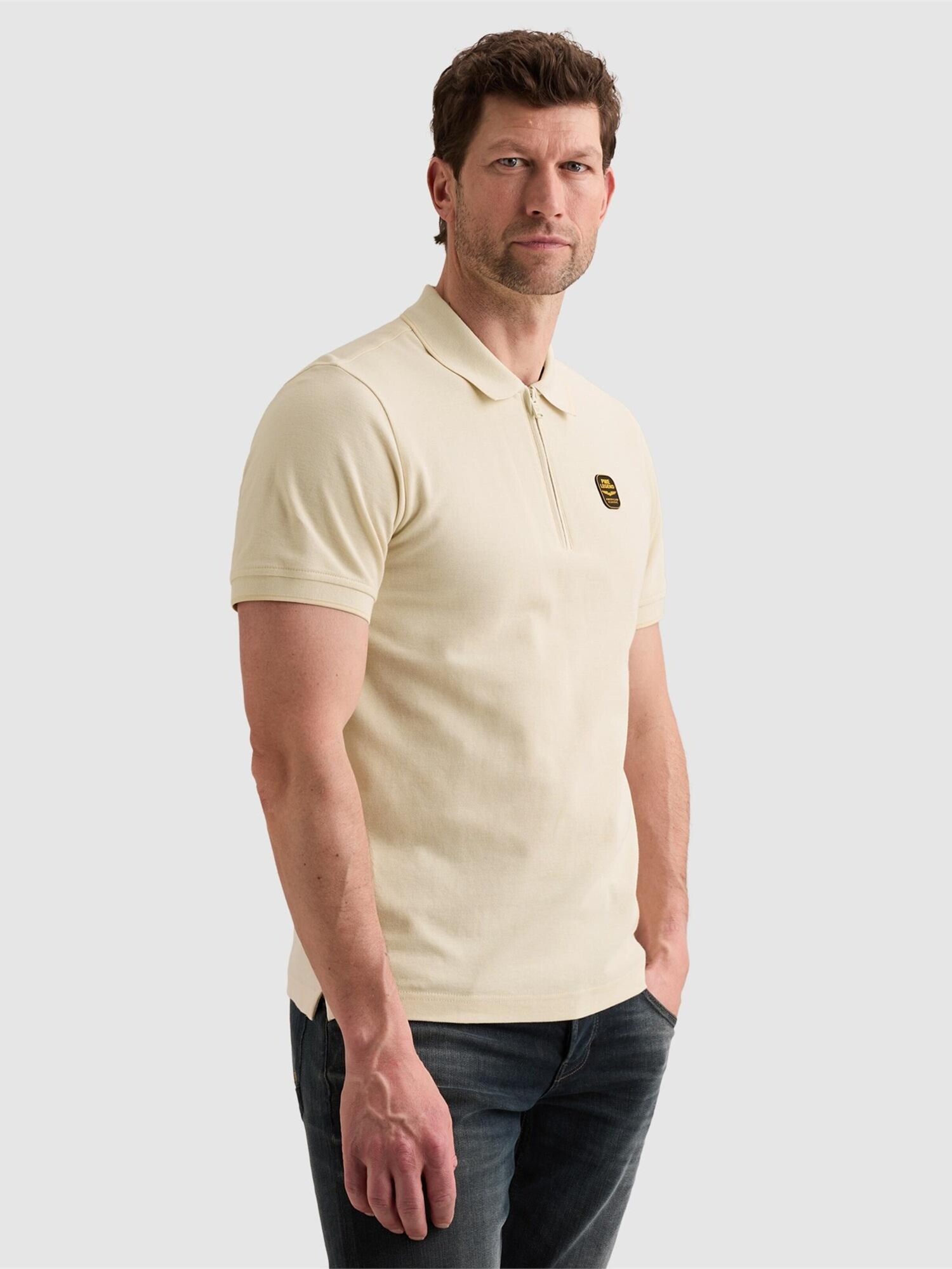 T-shirt 'Polo shirt in piqué with zipper closure'