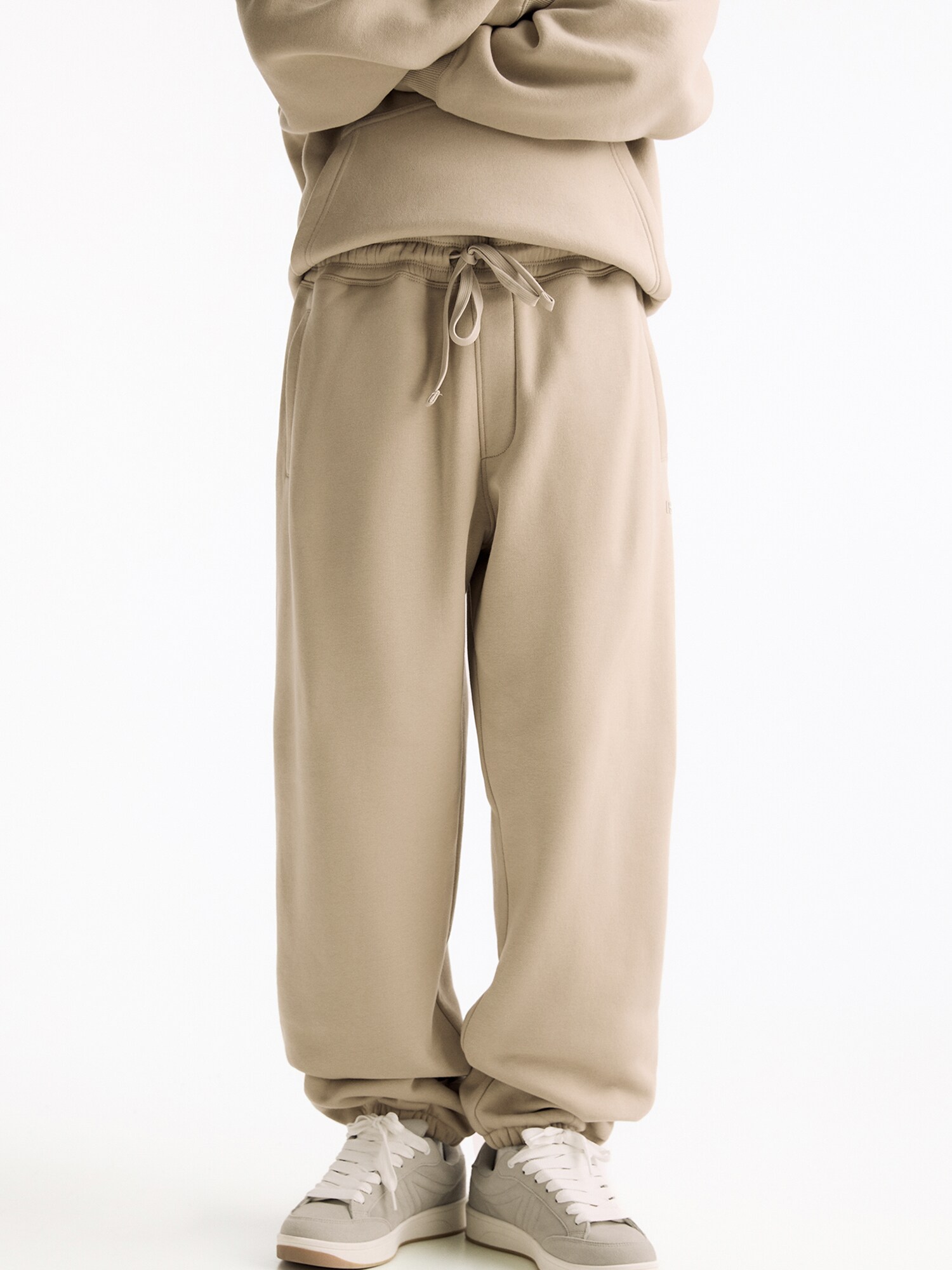 Pull&Bear Jogging ruhák  gitt termék 2. képe