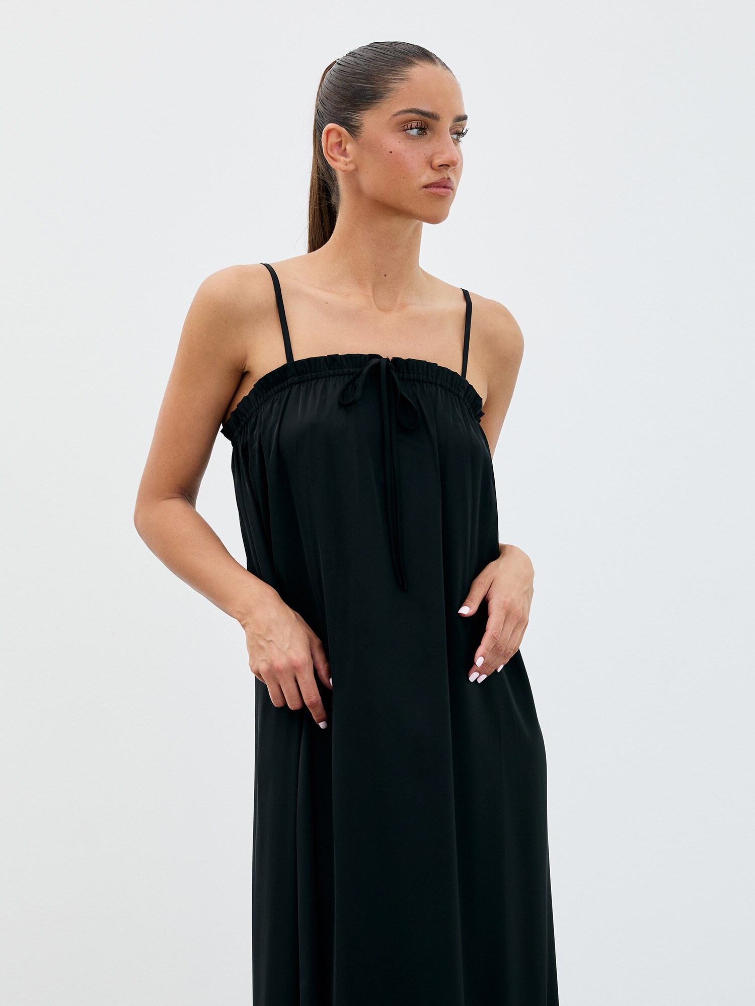 Thumbnail - MAKARI Kleid
