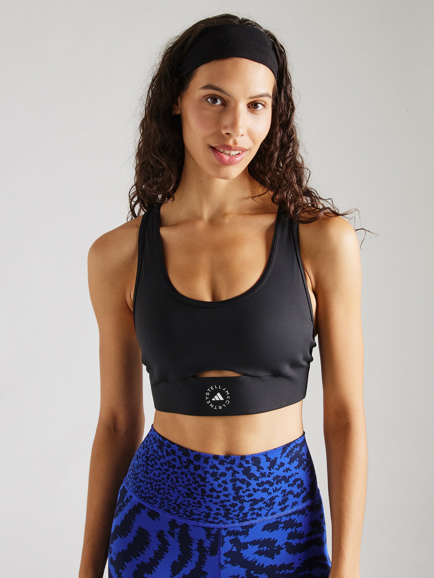 ADIDAS BY STELLA MCCARTNEY Sportmelltartók 'TrueStrength'  fekete / fehér termék 2. képe