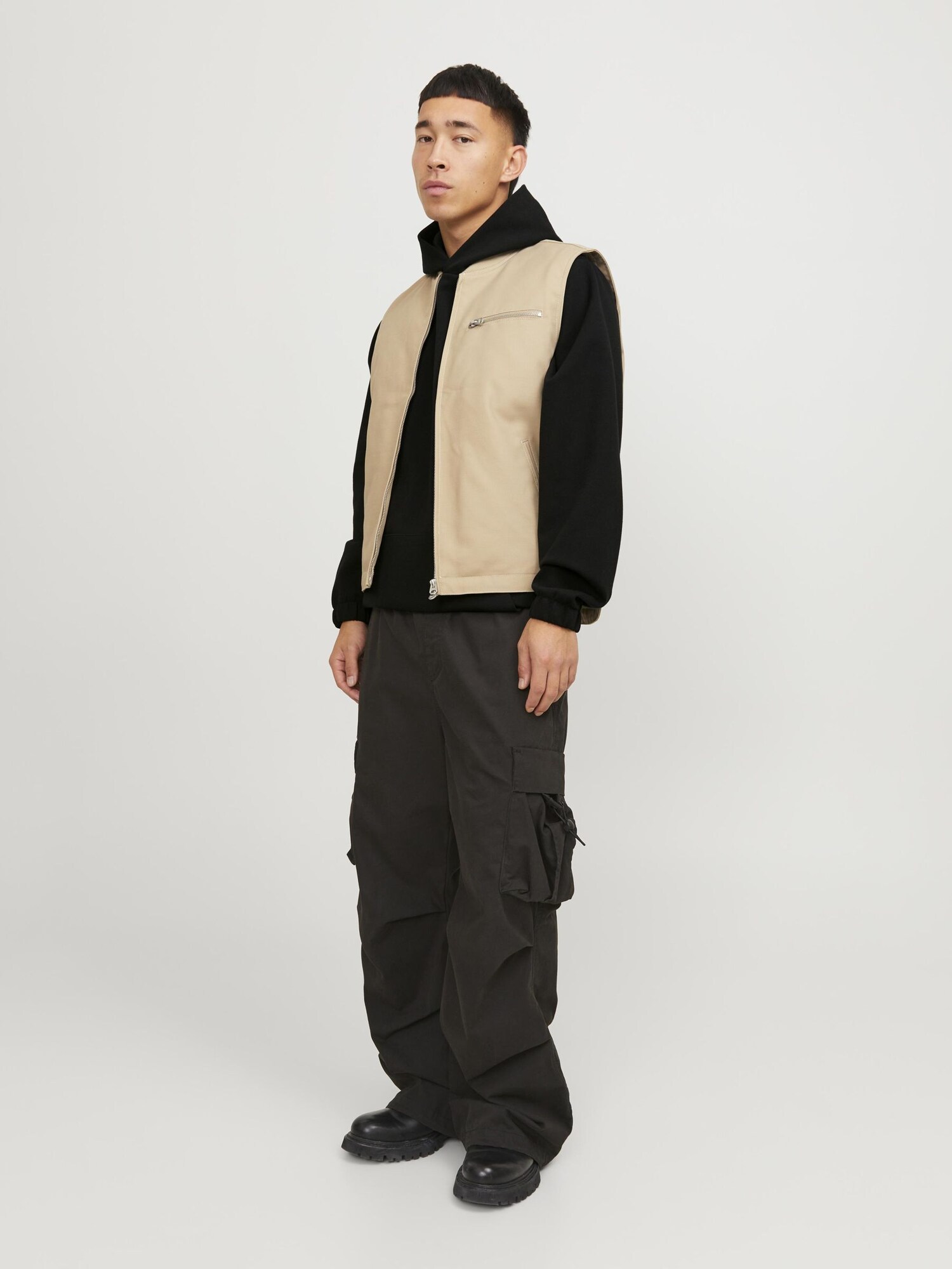 JACK & JONES Mikina 'Altitude' sivá / čierna (obrázok 4)