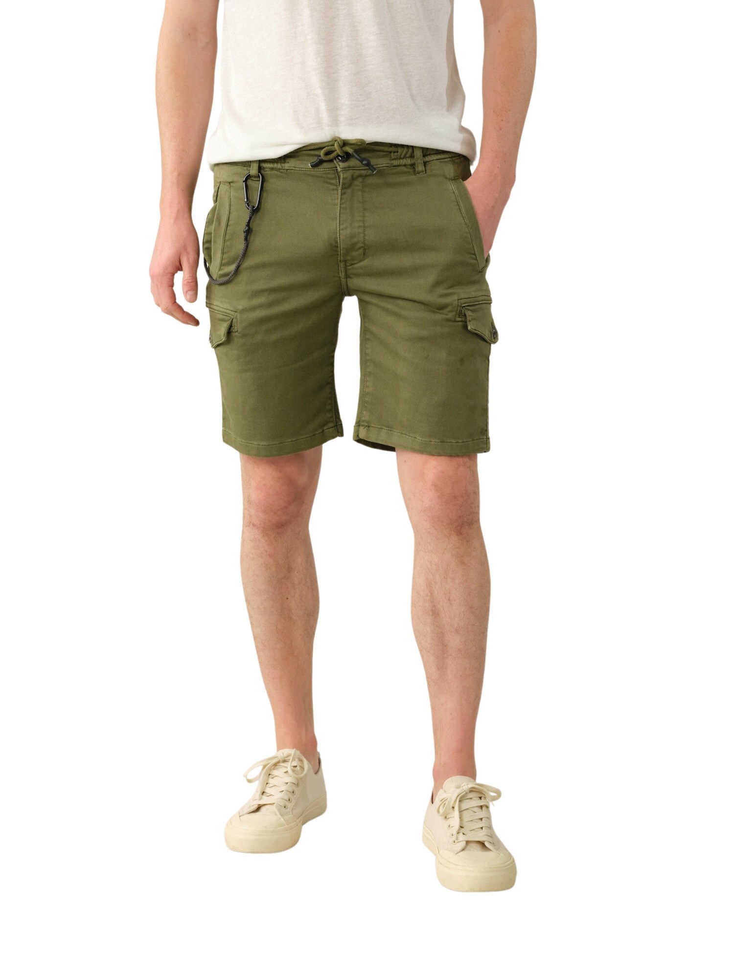 Thumbnail - Shorts 'Cemi'