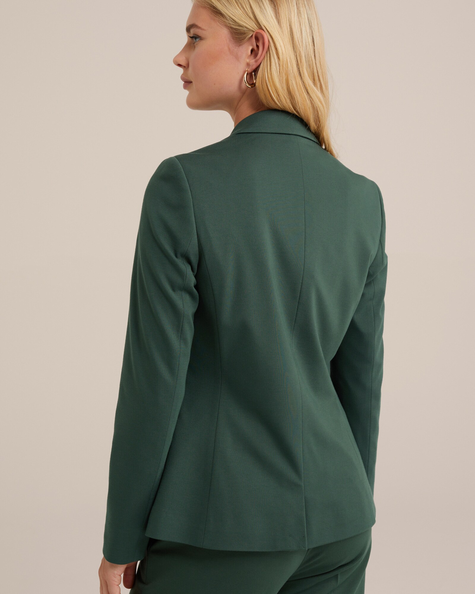 Thumbnail - Blazer