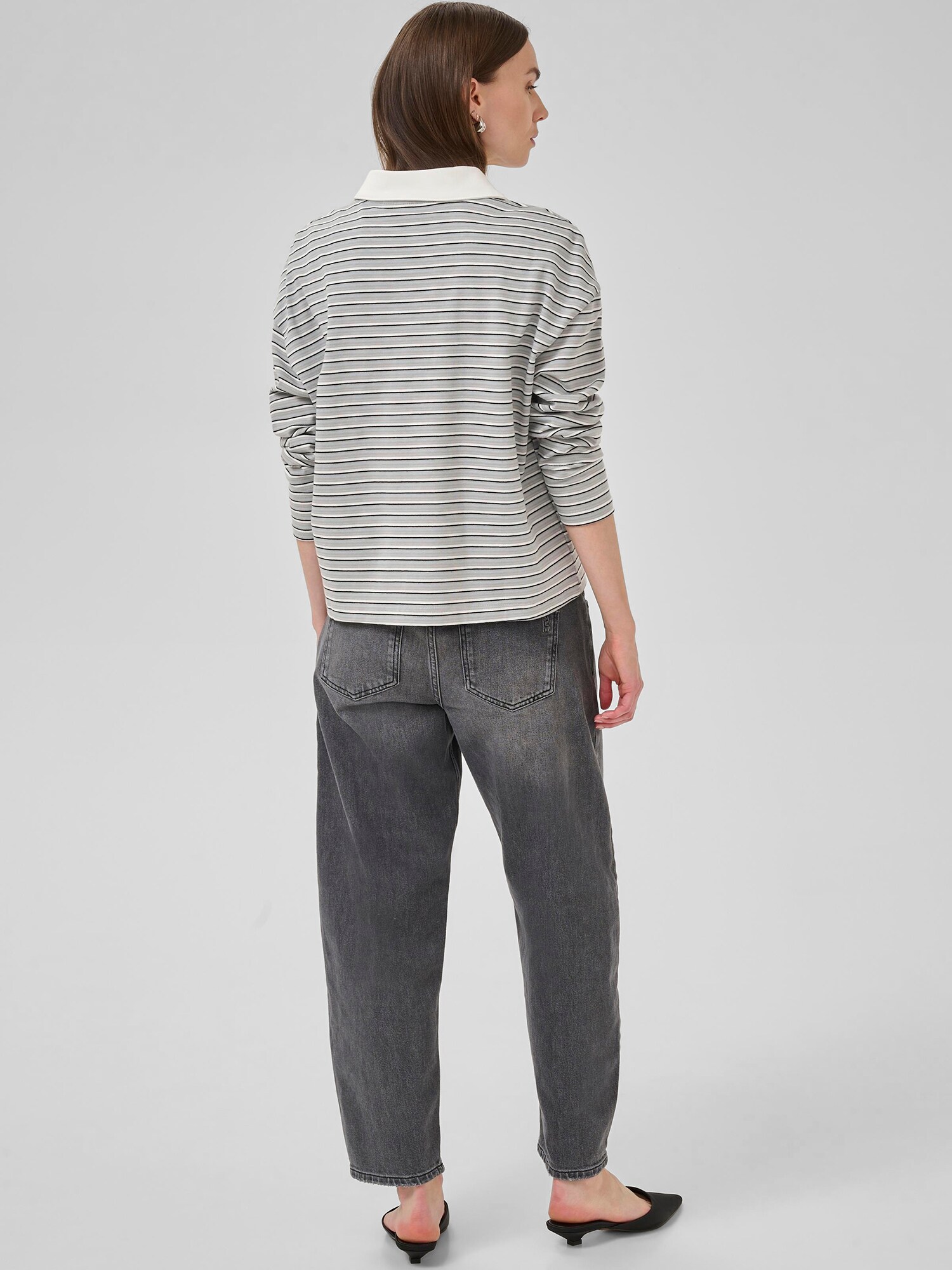 Thumbnail - My Essential Wardrobe Shirt Klara