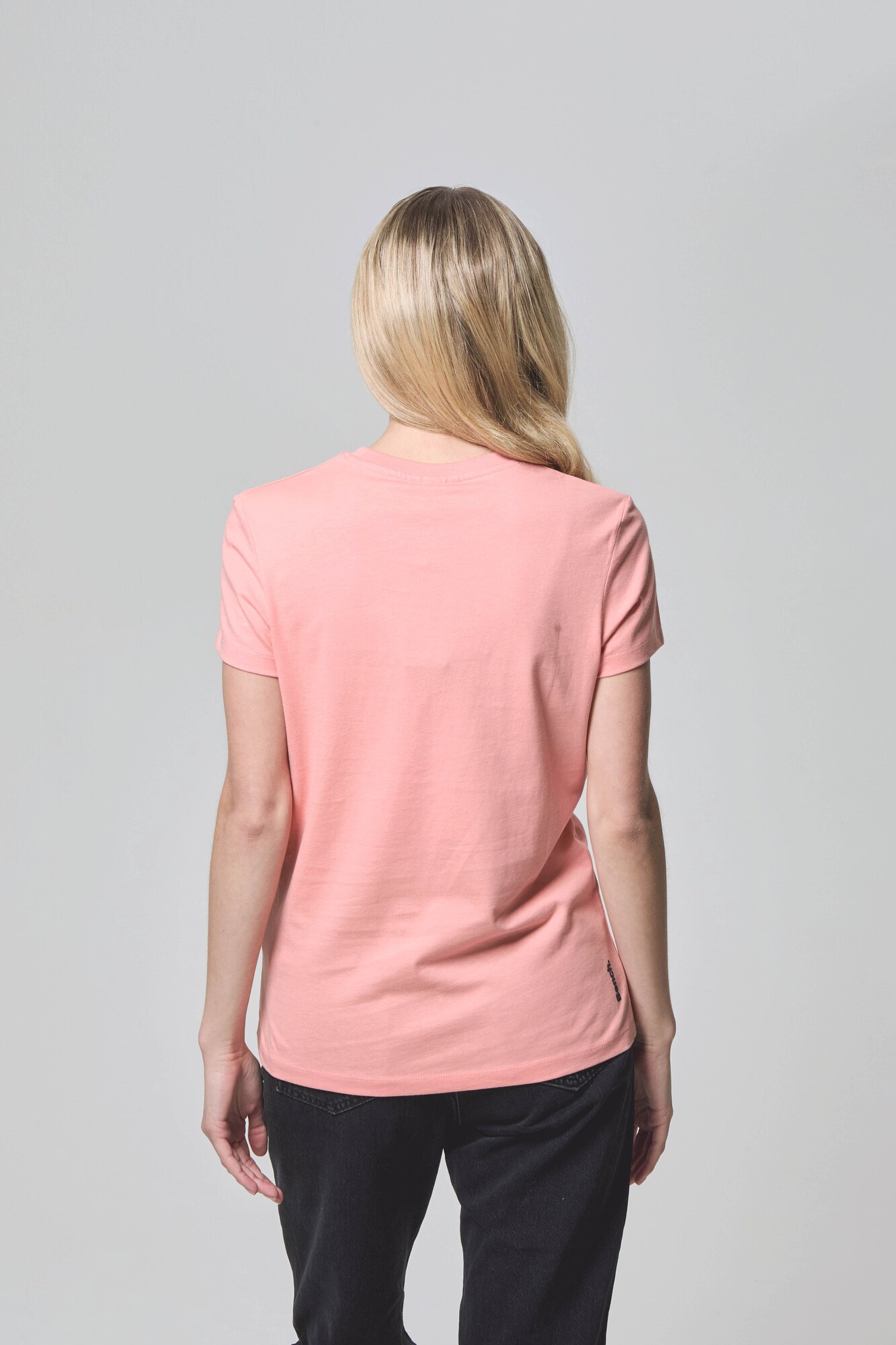 Thumbnail - BENCH T-Shirt Leora