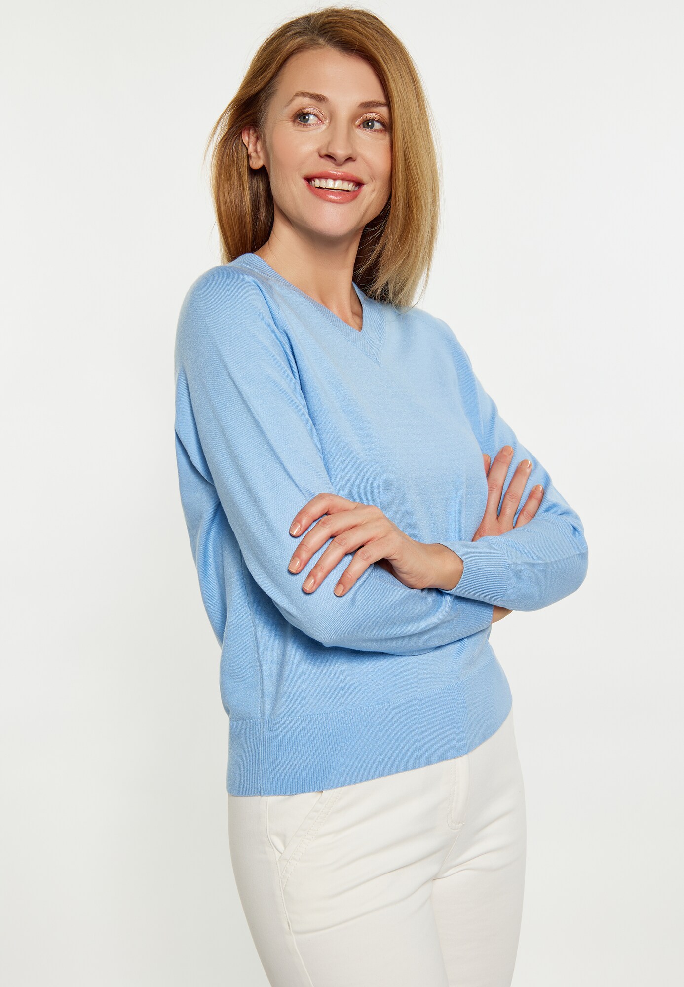 Thumbnail - usha BLUE LABEL Pullover