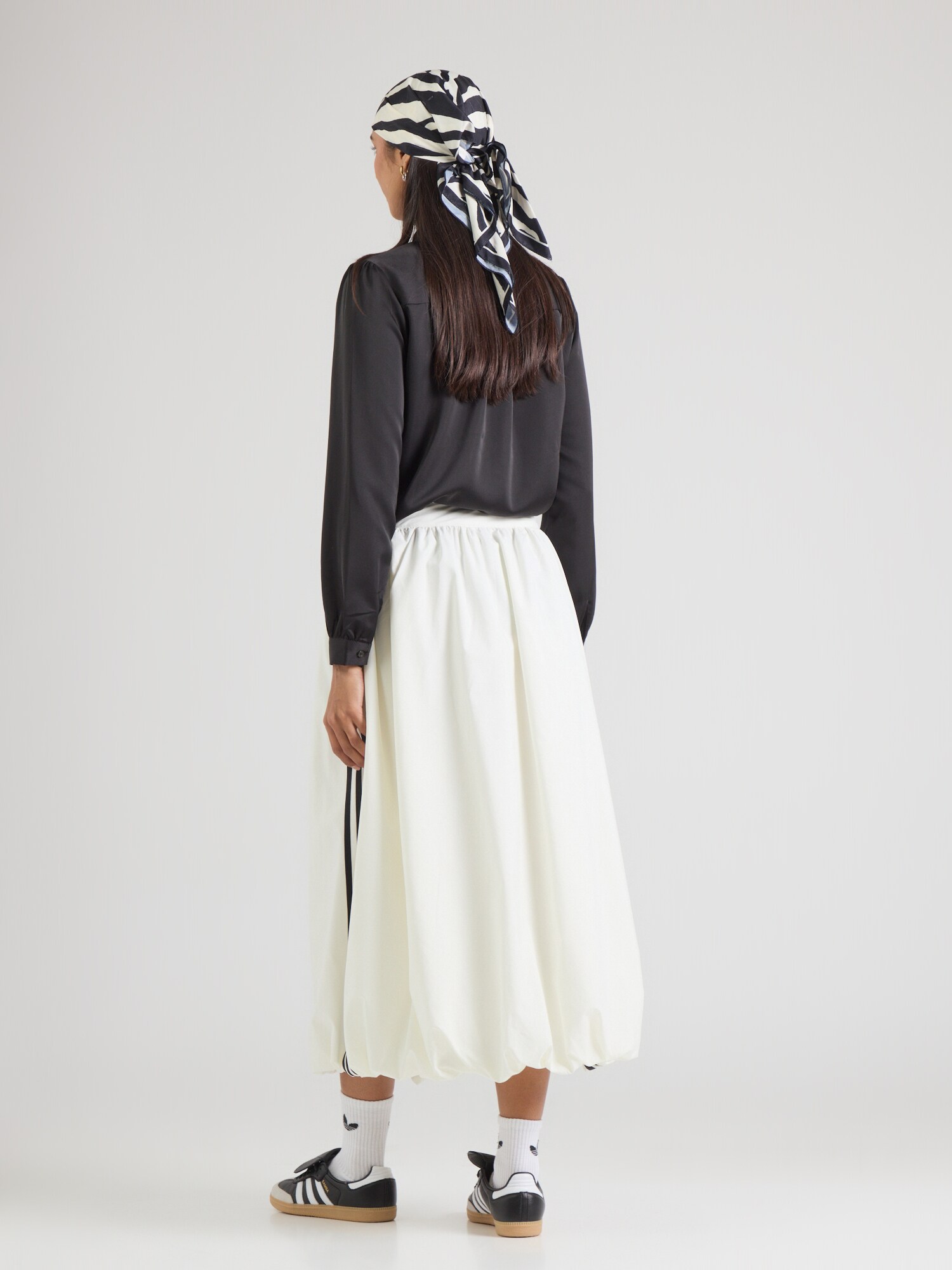 ADIDAS ORIGINALS Falda 'Balloon Long' negro / blanco – imagen 3
