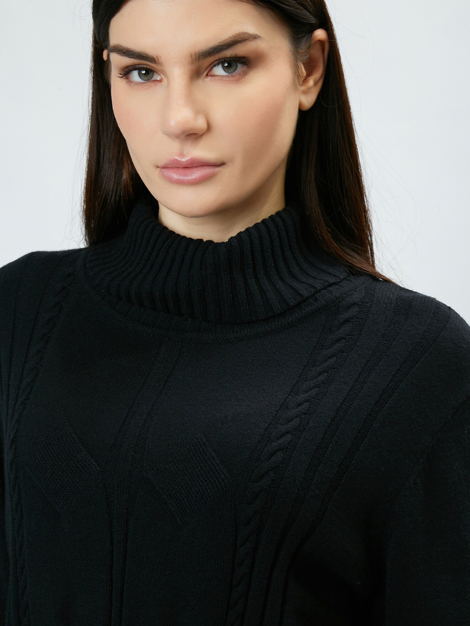 Thumbnail - Pullover