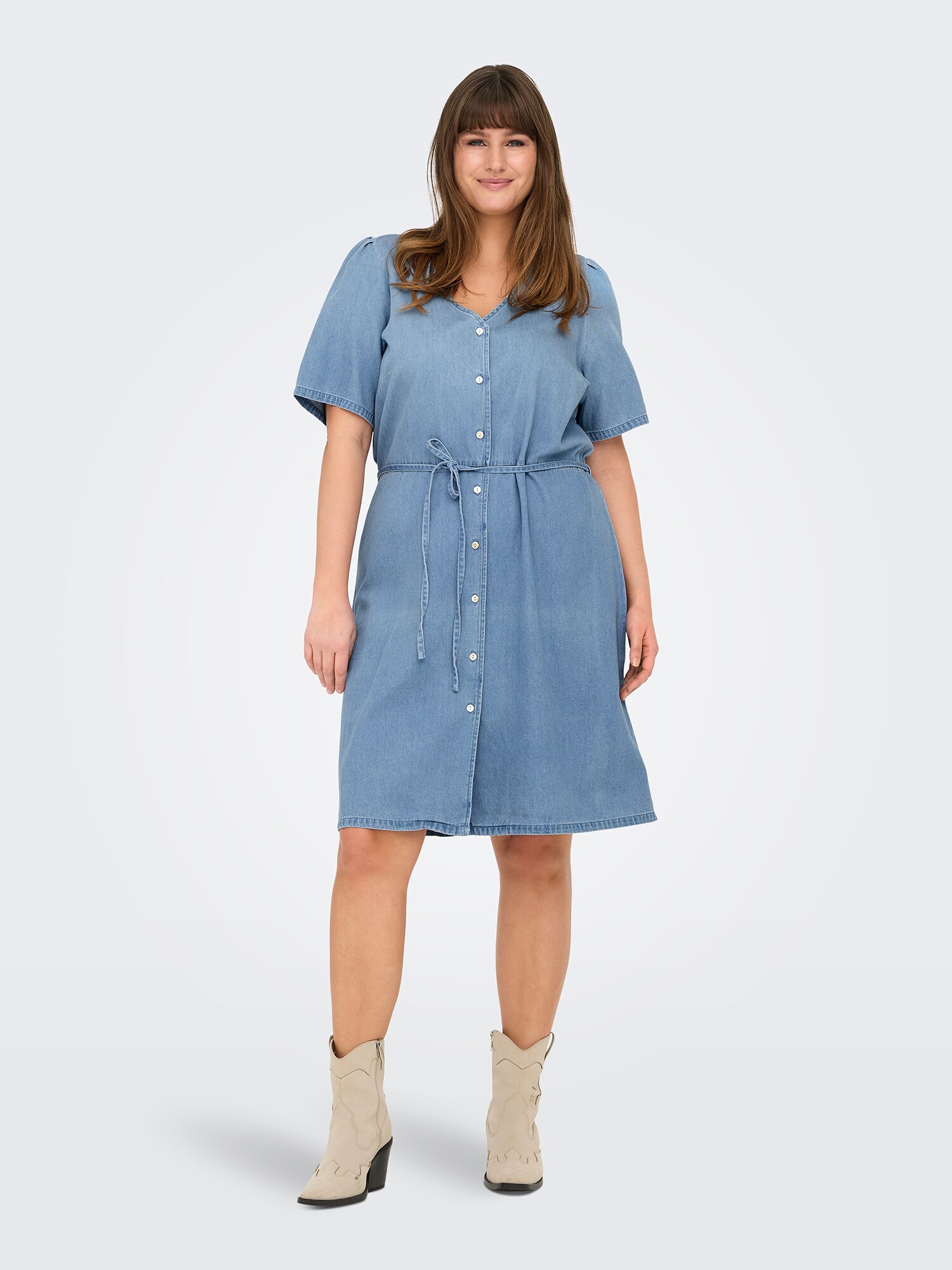 ONLY Carmakoma Košeľové šaty modrá denim (obrázok 5)