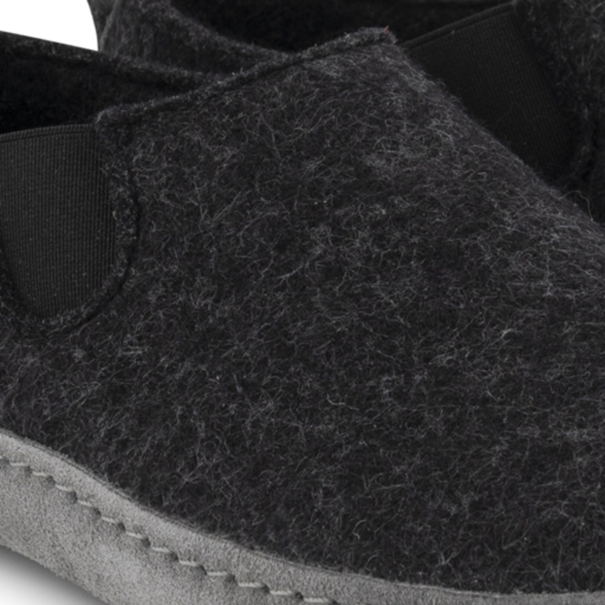 Thumbnail - Slipper