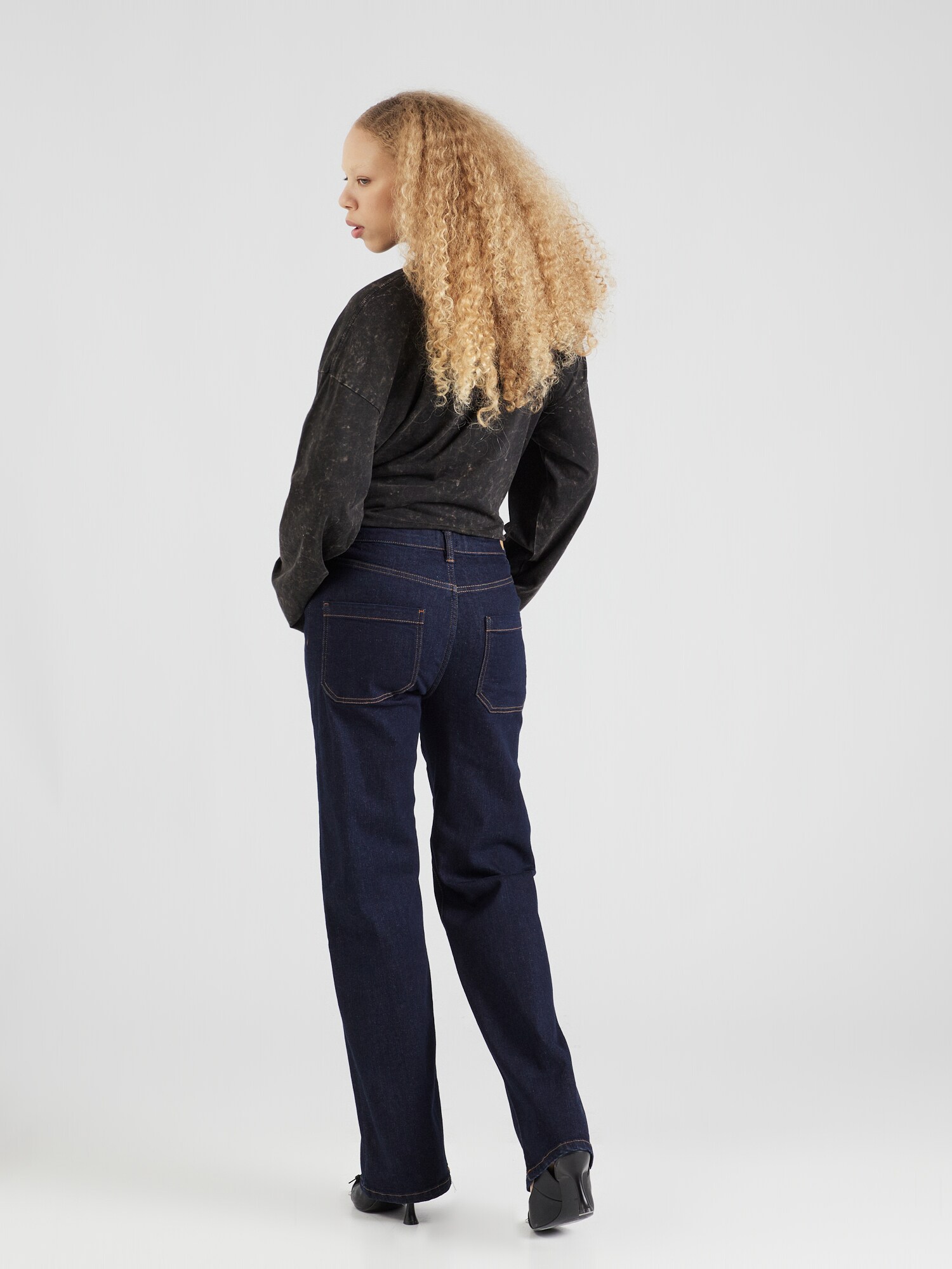 Thumbnail - Jeans