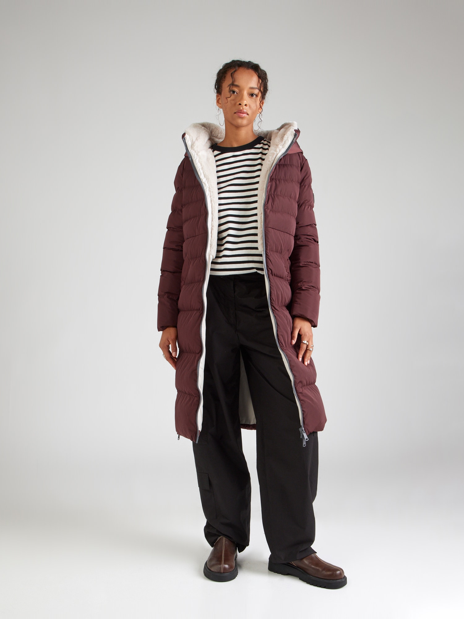 Thumbnail - RINO & PELLE Mantel Keilafur