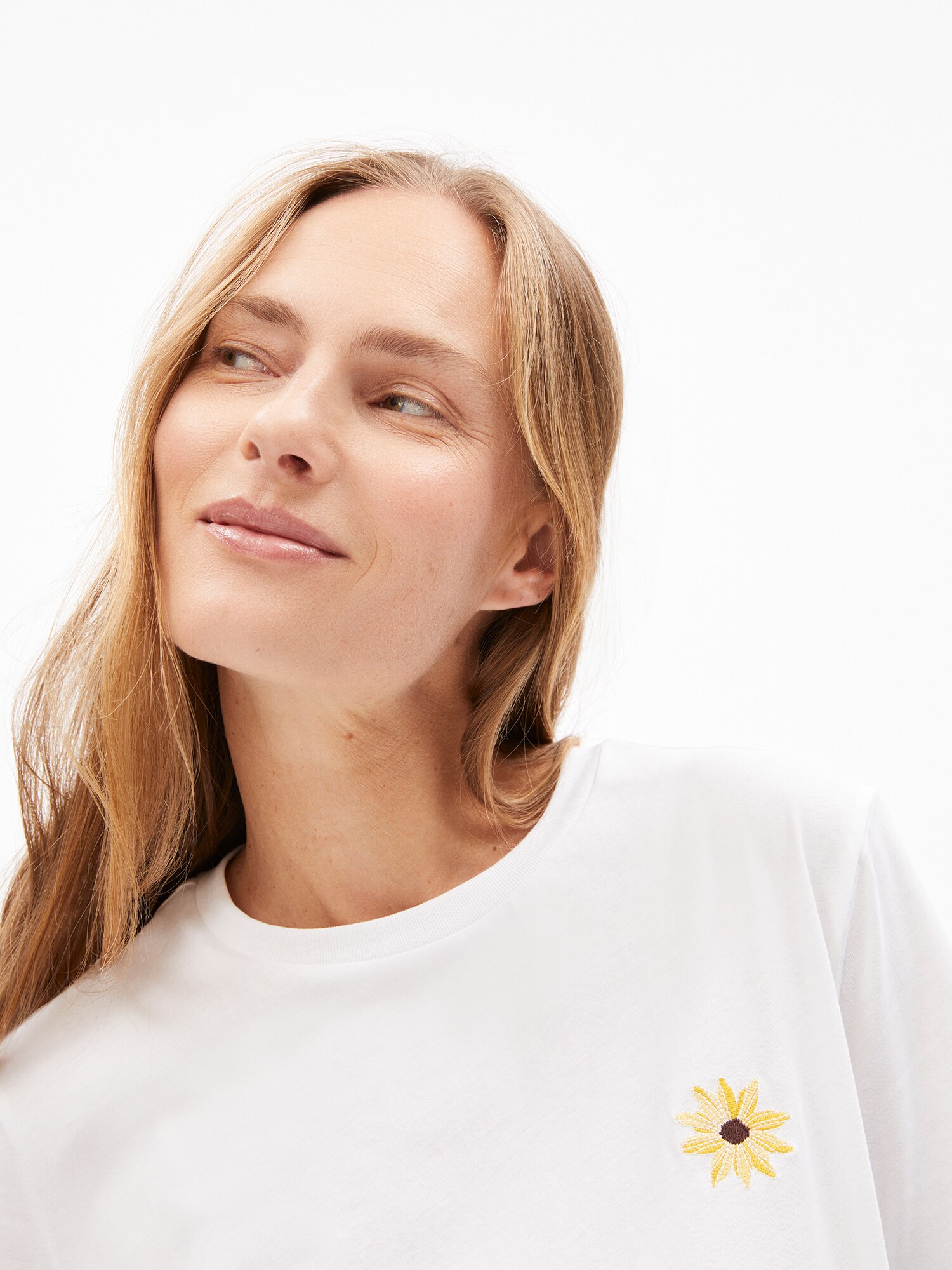 Thumbnail - T-Shirt LUALAA FLOWER