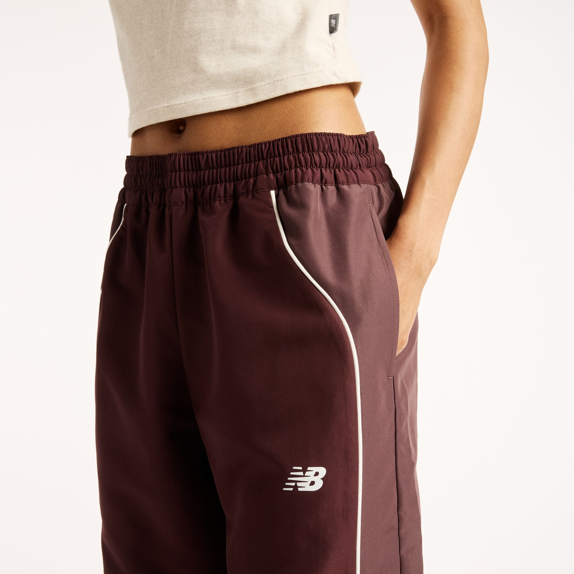 New balance Pantalón 'Trackside Woven Pant' rojo / rojo cereza – imagen 3