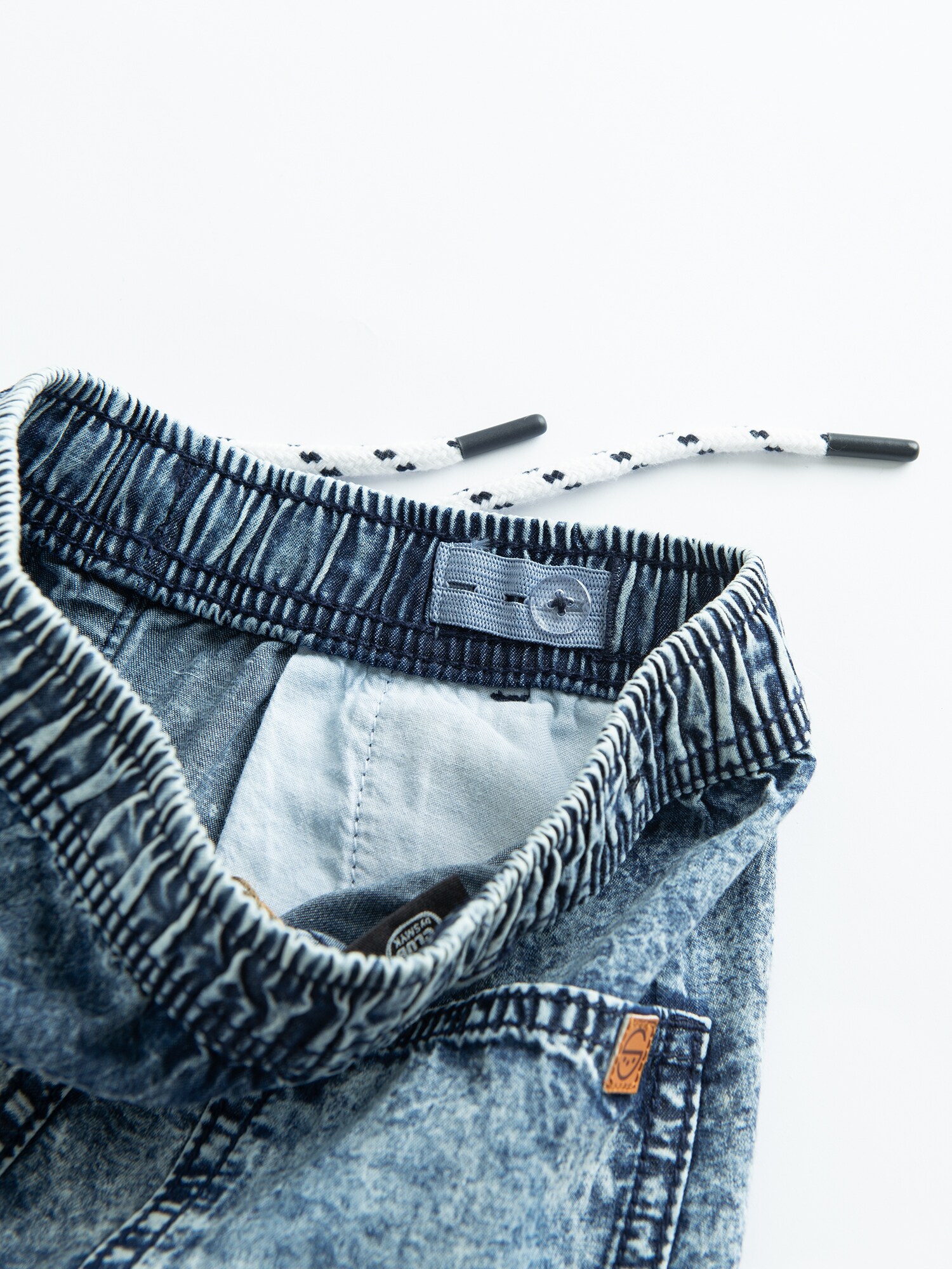 Thumbnail - Jeans