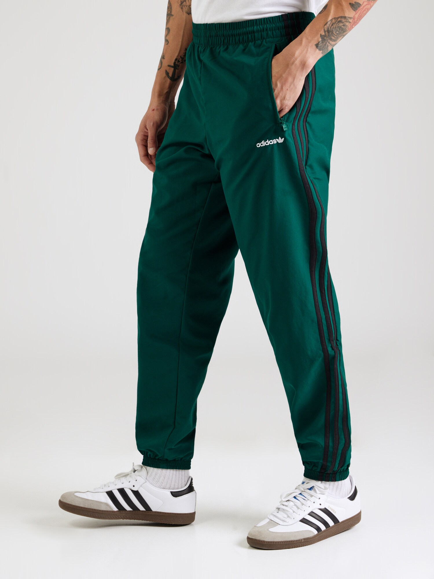 ADIDAS ORIGINALS Nadrág  fenyő / fekete / fehér termék 2. képe