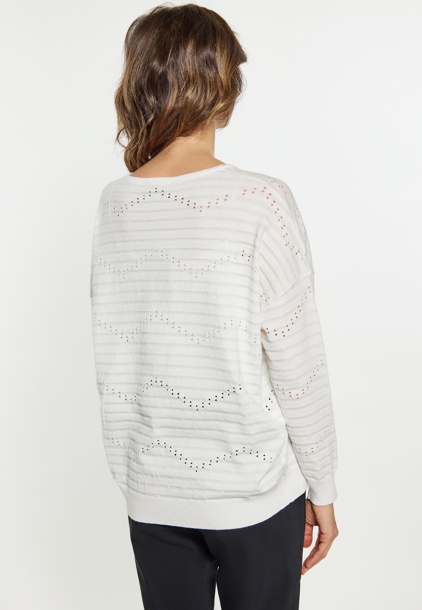 Thumbnail - usha BLACK LABEL Pullover