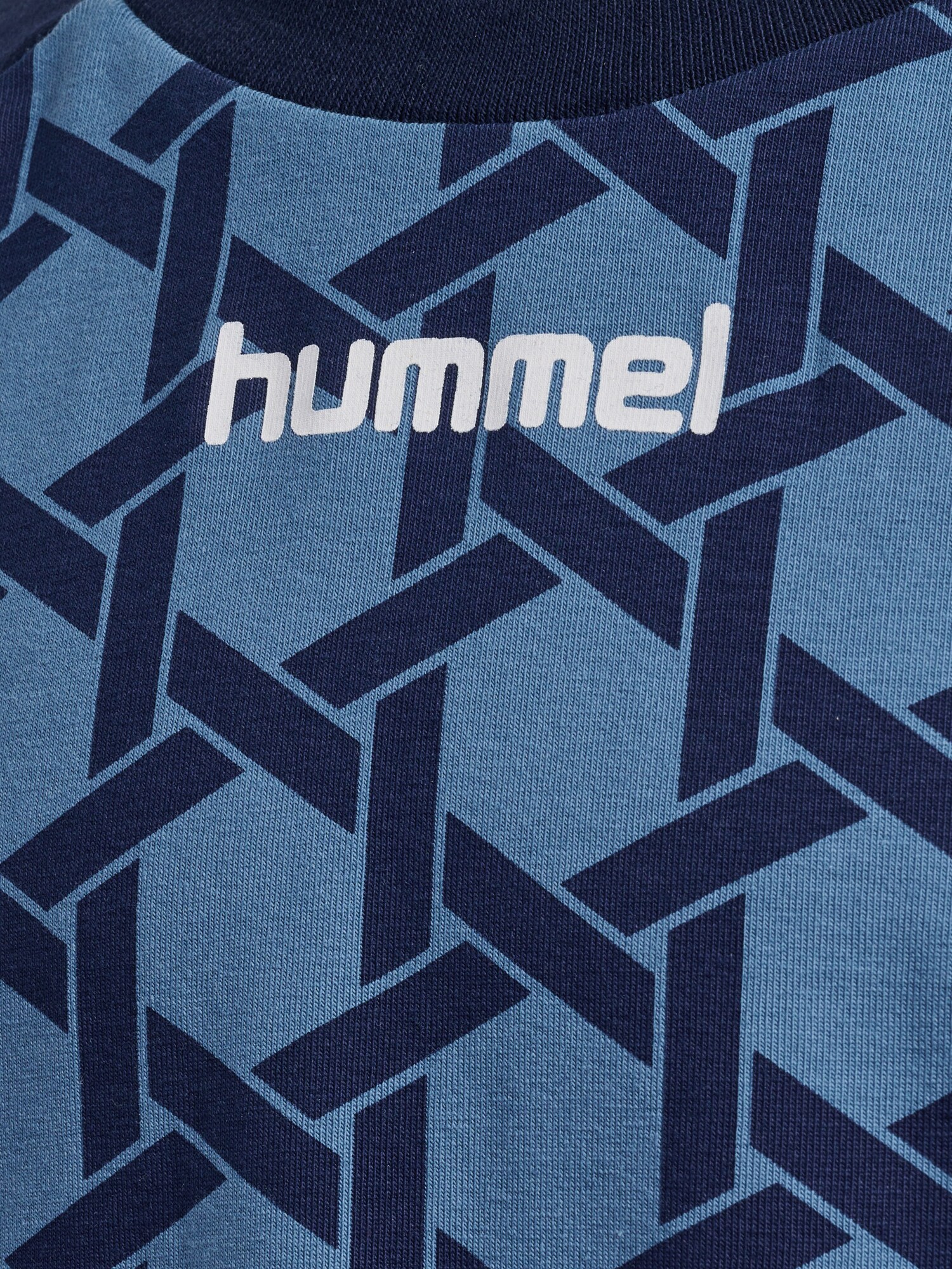 Thumbnail - Shirt