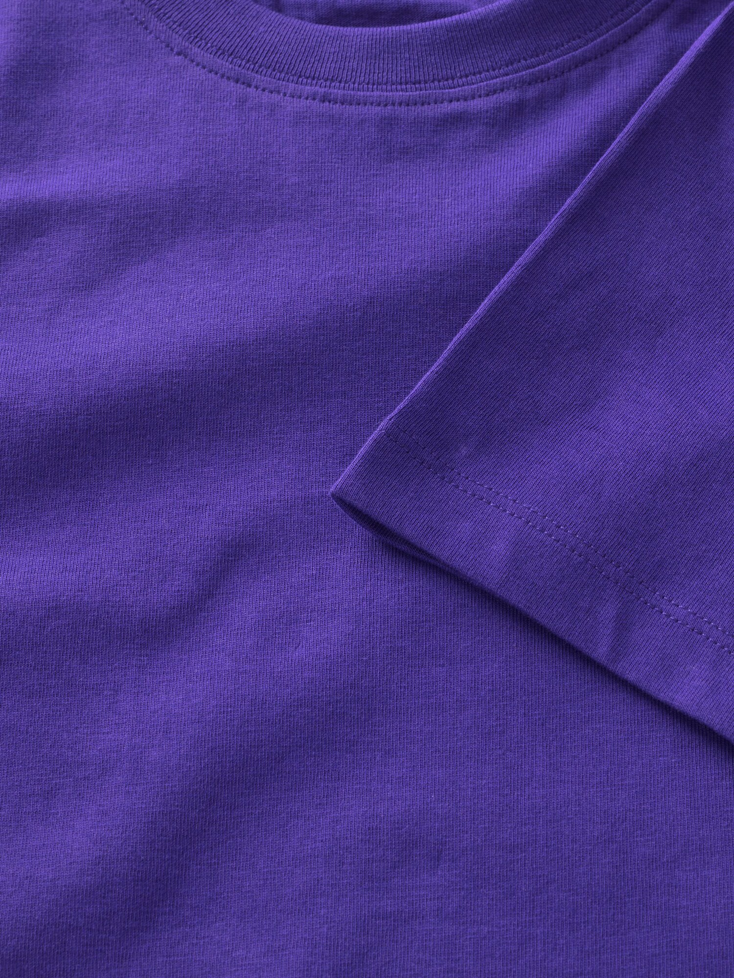 Thumbnail - T-Shirt