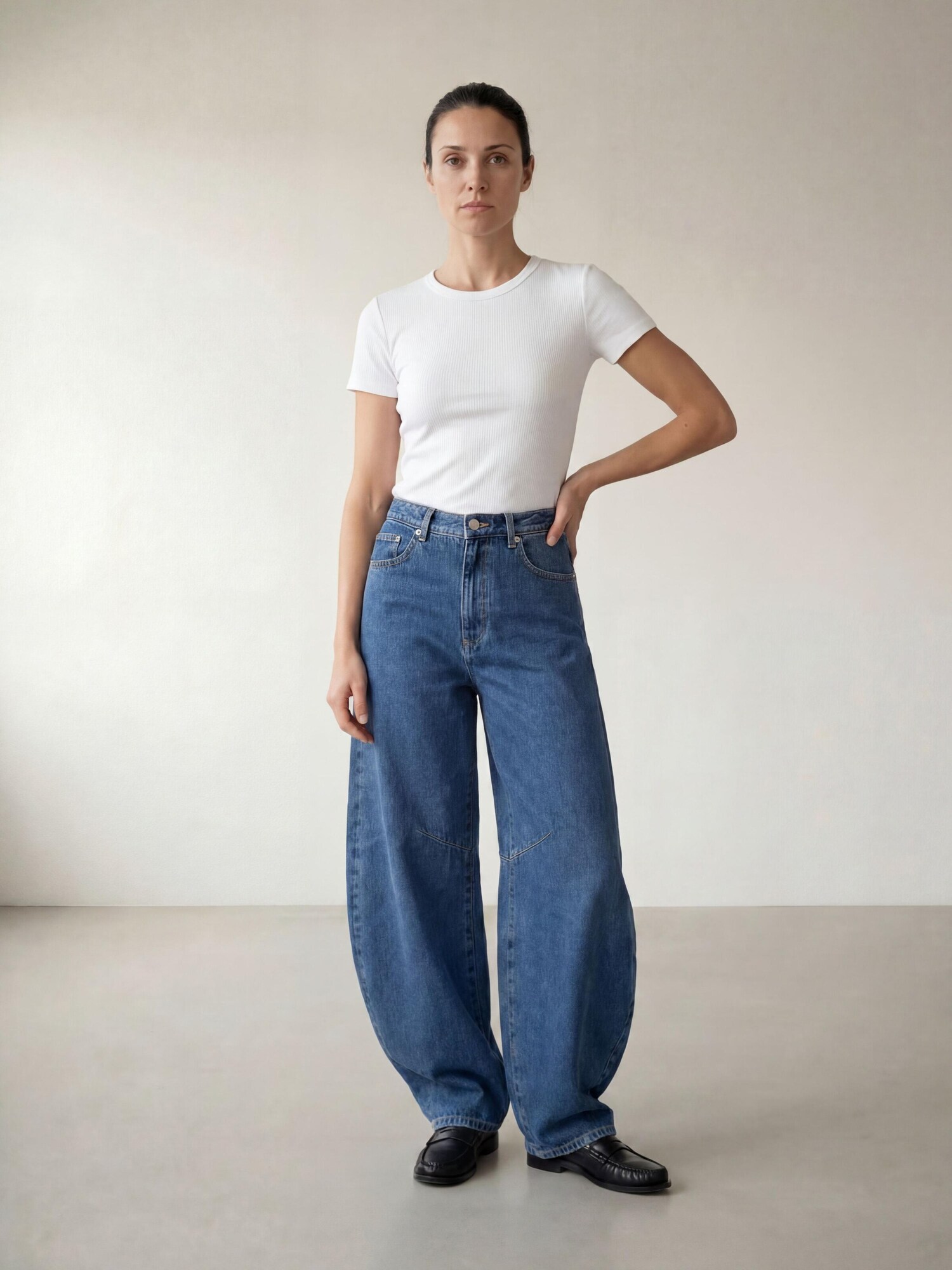 ARMIE Traperice 'The Joan Barrel Leg Jeans' plavi traper