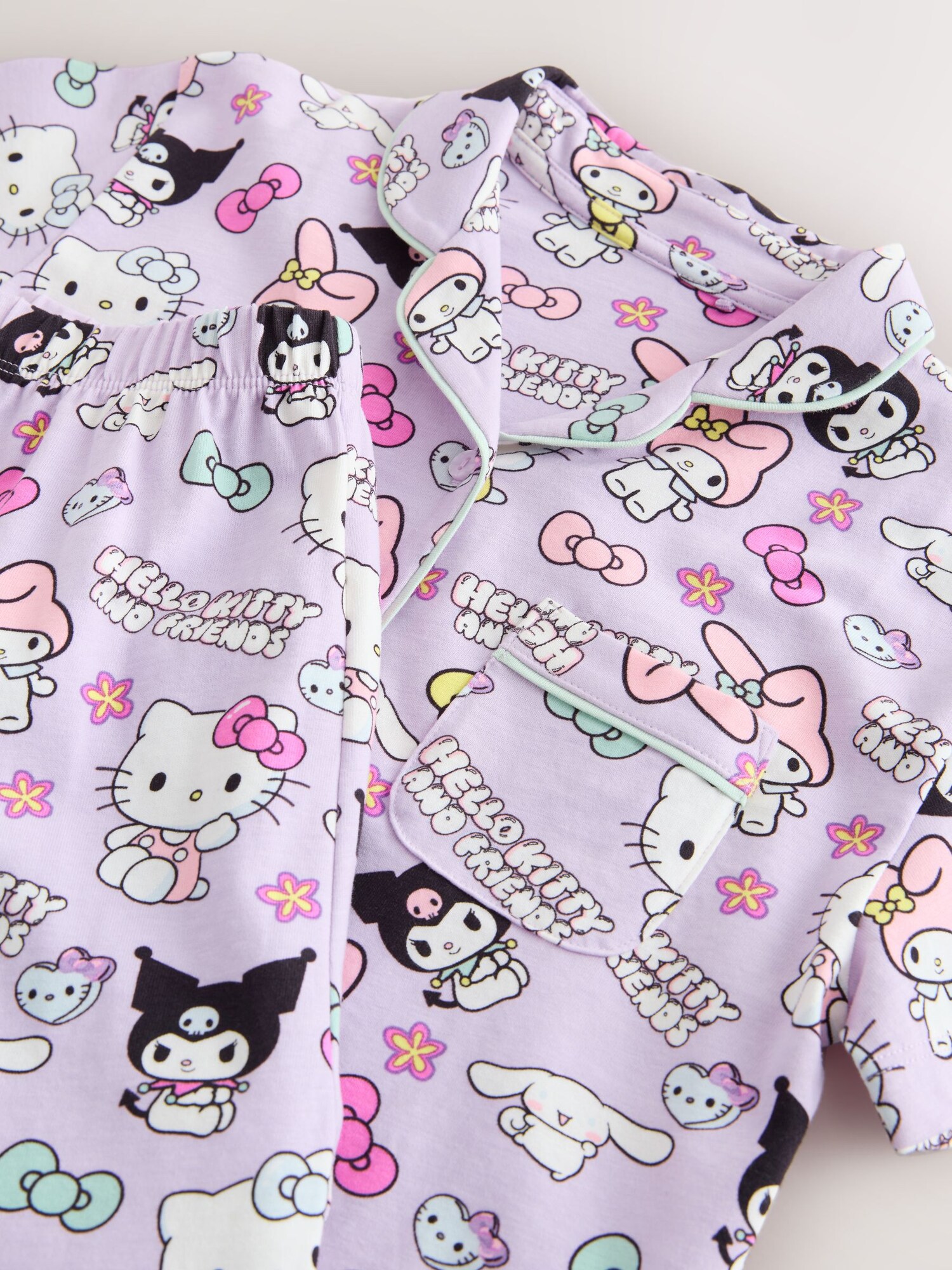 Next Pijama 'Hello Kitty'  lavanda / rosé / negro / blanco – imagen 4