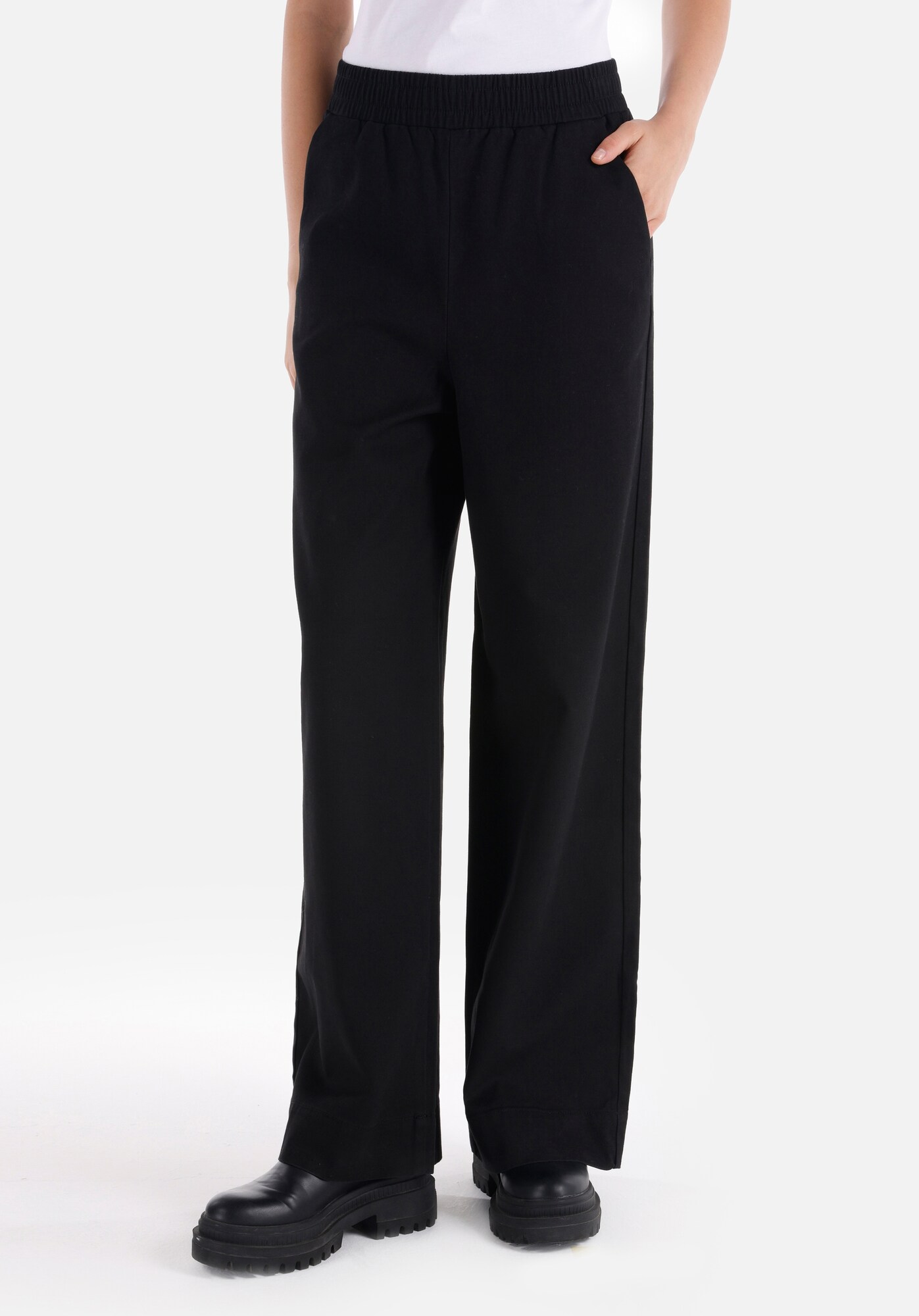 Thumbnail - Colins Hose