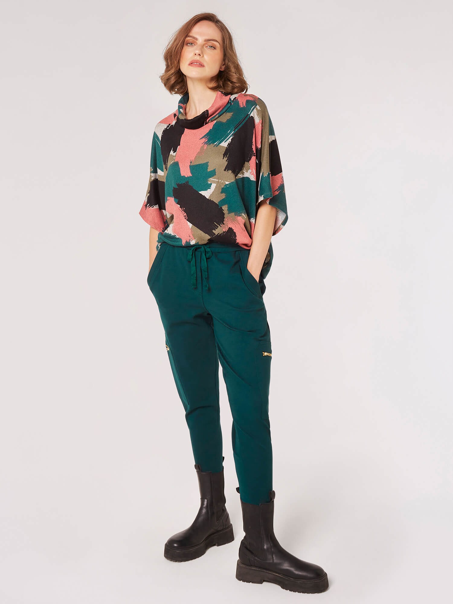 Thumbnail - Apricot Top