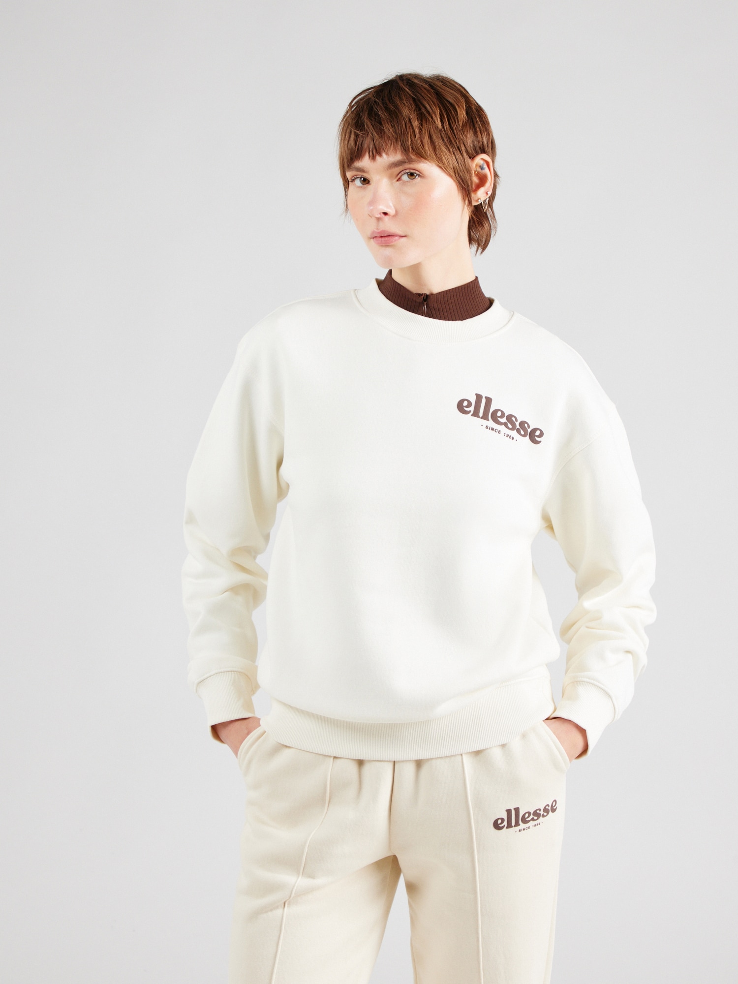 ELLESSE Tréning póló 'Affogato'  taupe / piszkosfehér termék 2. képe