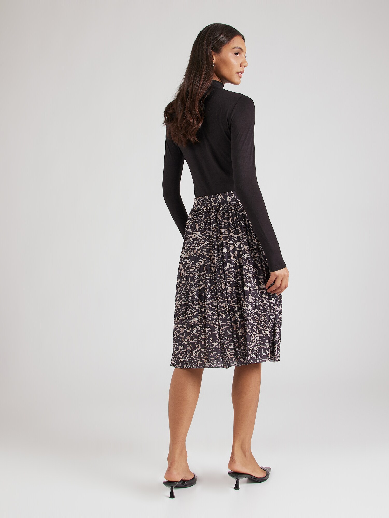 Thumbnail - ABOUT YOU Rock Elis