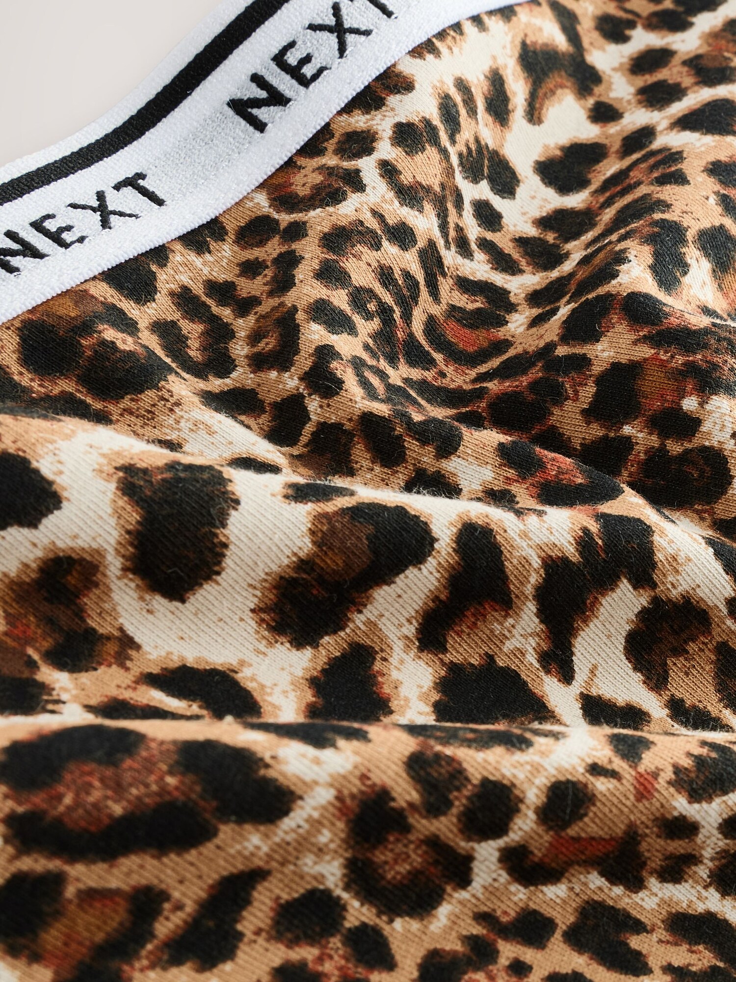 Thumbnail - Next Slip